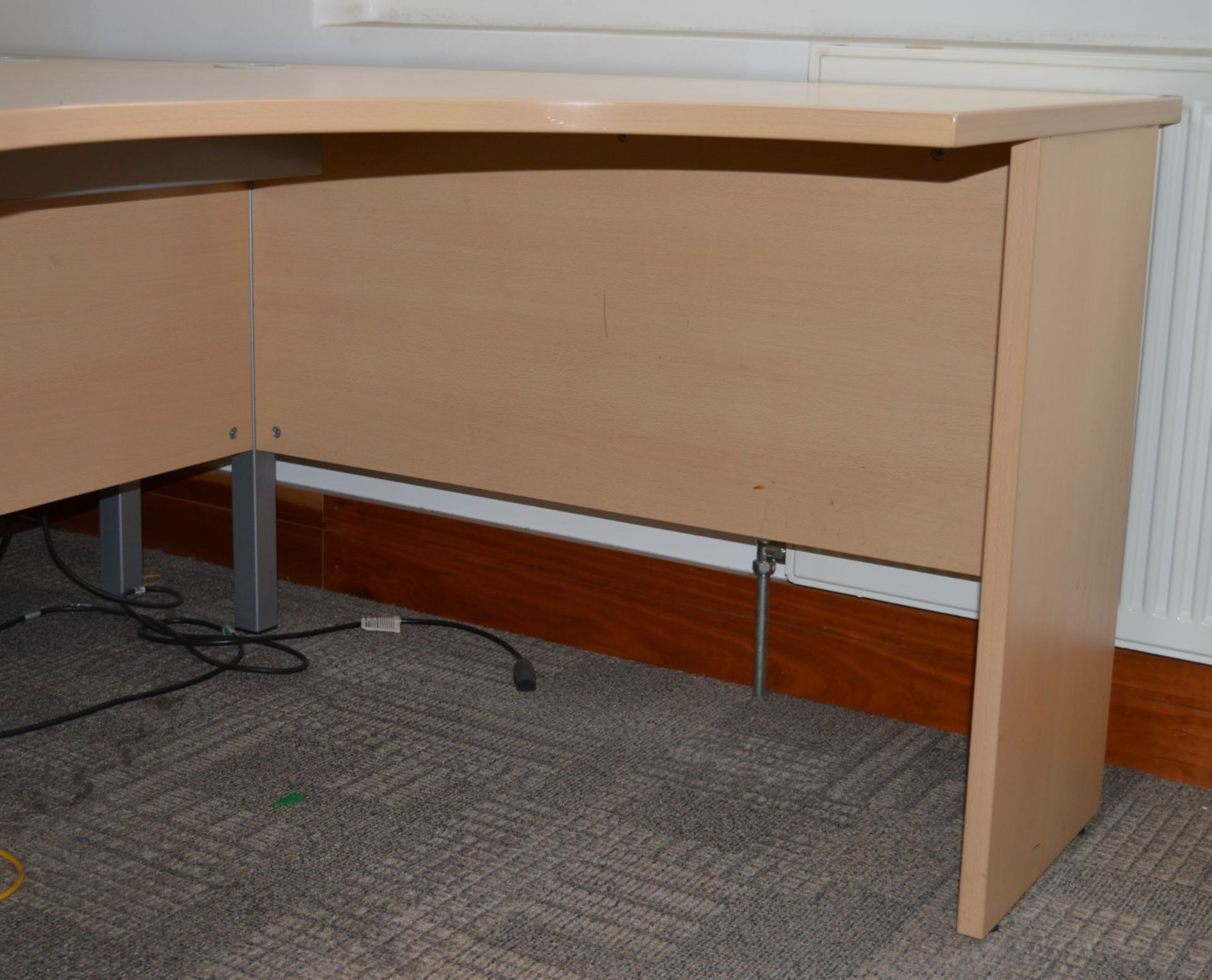 1 x Ergonomic Office Desk With Office Chair - Right Hand - Quality Modern Office Desk With Birch - Image 8 of 11