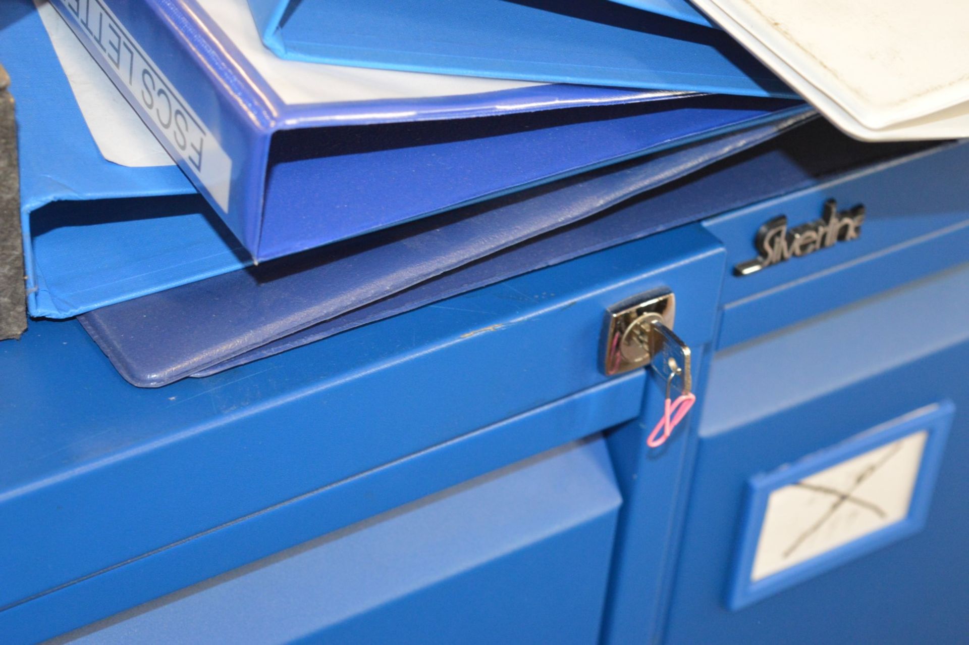 1 x Silverline Three Drawer Filing Cabinet - Includes Key - BLUE - Keep Your Important Documents - Image 2 of 3