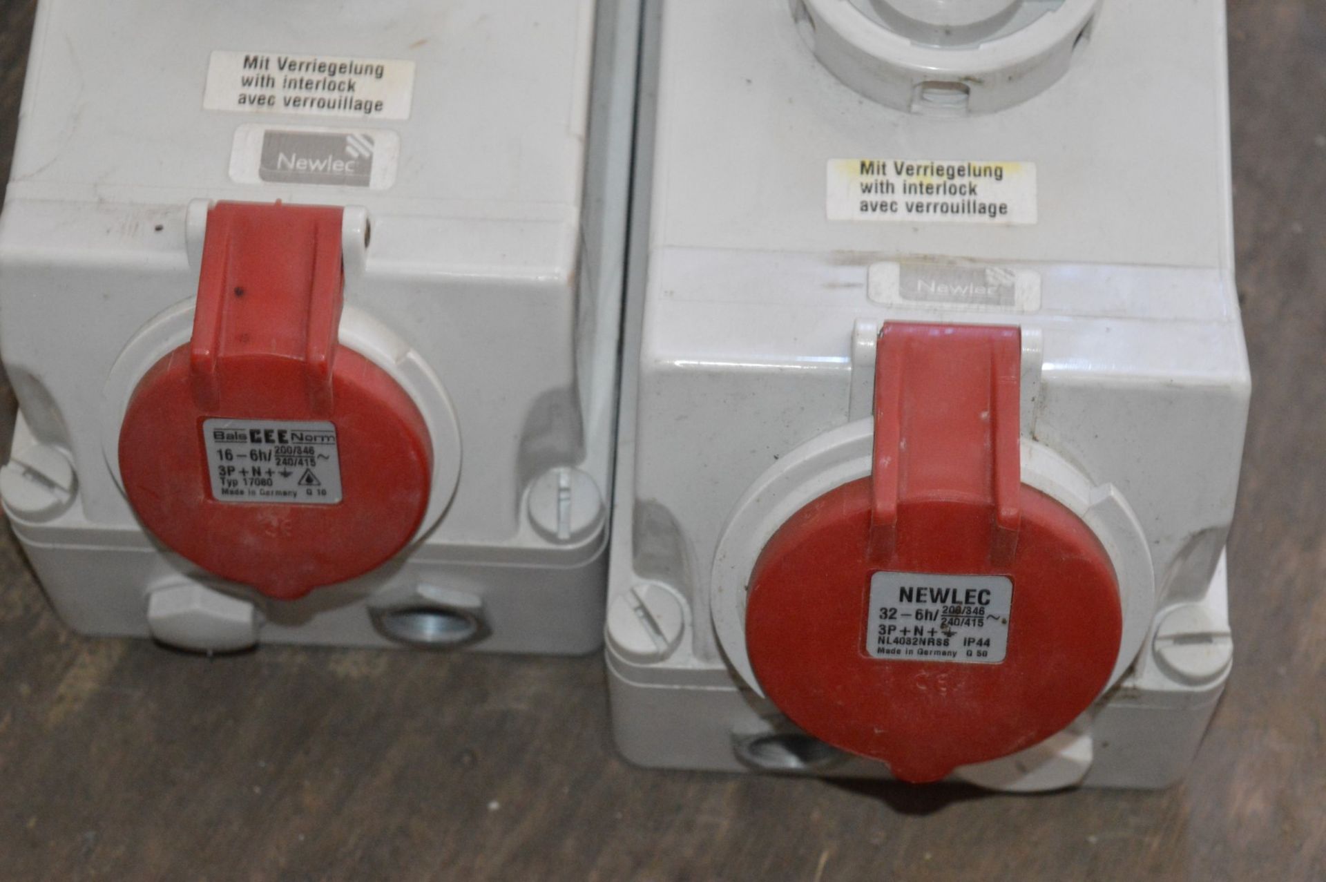 2 x Newlec Industrial Switched Interlock RCD Sockets - 40A/25A - 400V - Ref CW - CL110 - Location: - Image 5 of 7