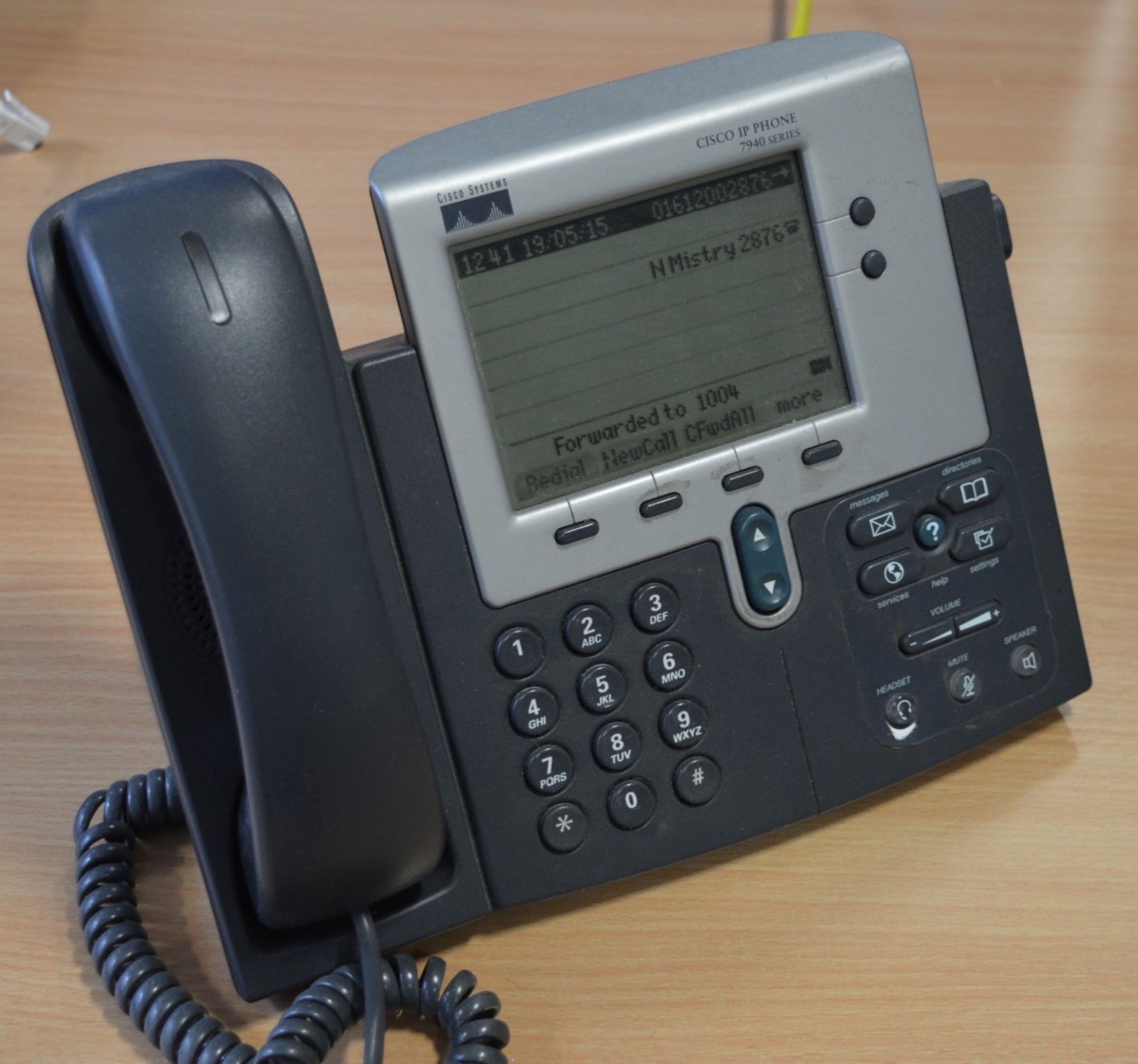 4 x Cisco 7940 Unified VoIP Business IP Phone Handsets - From Working Office Environment - Ref - Image 2 of 3