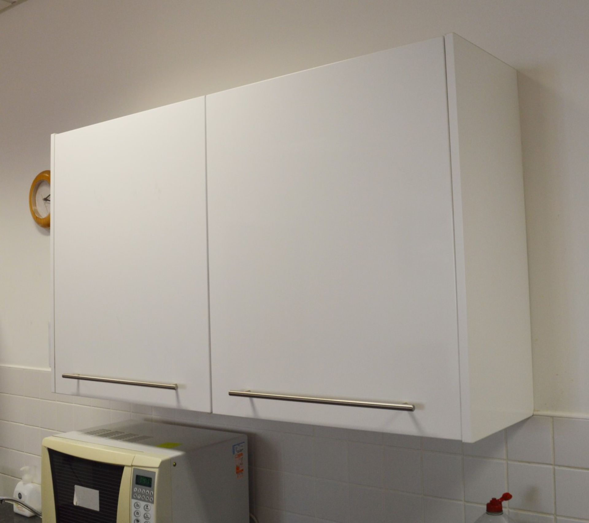 1 x Contemporary Fitted Kitchen in Gloss White and Space Black - Features Integrated Fridge and - Image 17 of 28