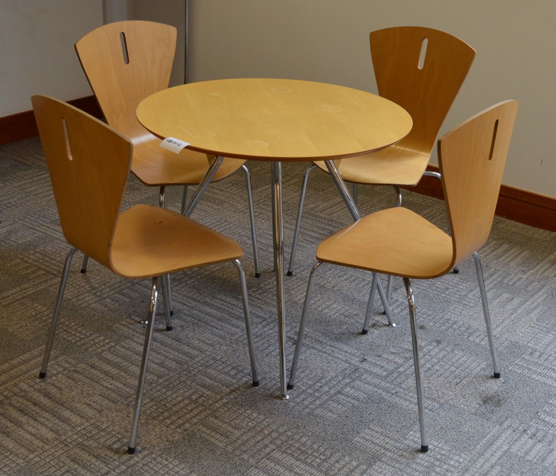 1 x Staff Room Table With Four Matching Chairs - Beech Finish - Contemporay Design - Ref SB002 -