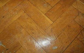 Reclaimed Hardwood PARKQUET Flooring - Full Room Measuring Approx 890 x 500 cms - 44 Suare