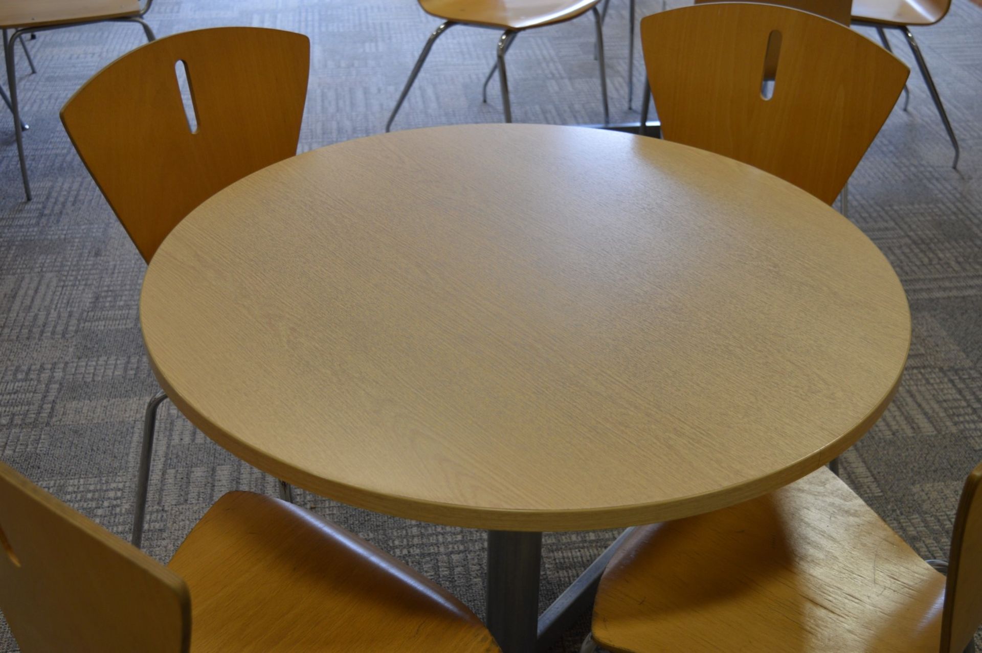 1 x Staff Room Table With Four Matching Chairs - Oak Table Finish and Beech Chairs - Contemporay - Image 3 of 4