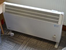 1 x Glen Electric Heater - 240v - Ideal For Home or Office Use - Ref SB205 - CL106 - Location: