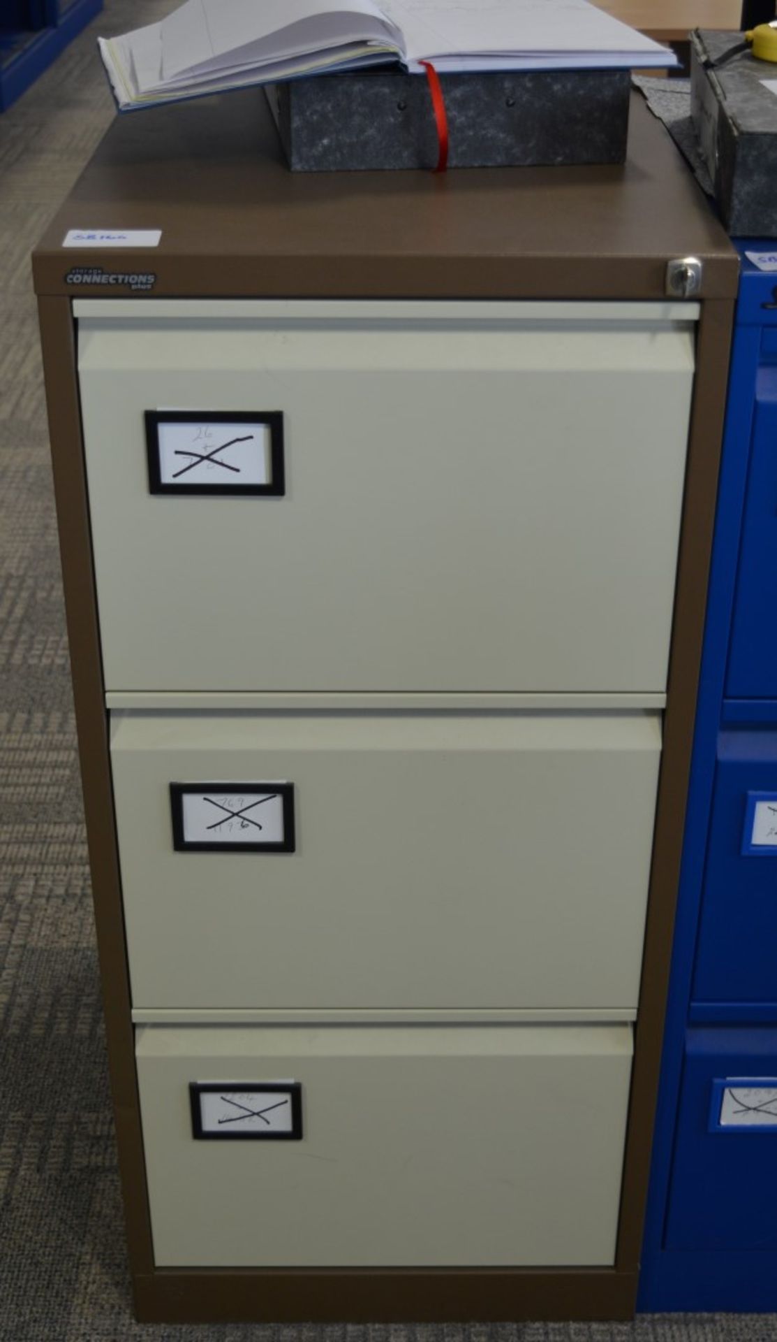 1 x Connections Three Drawer Filing Cabinet - Brown and Beige Finish - Key Included - H101 x W47 x - Image 2 of 2