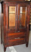 1 x Henley Traditional Red Mahogany Drinks Cabinet by Bentley Designs – Comes with Drawers & Glass