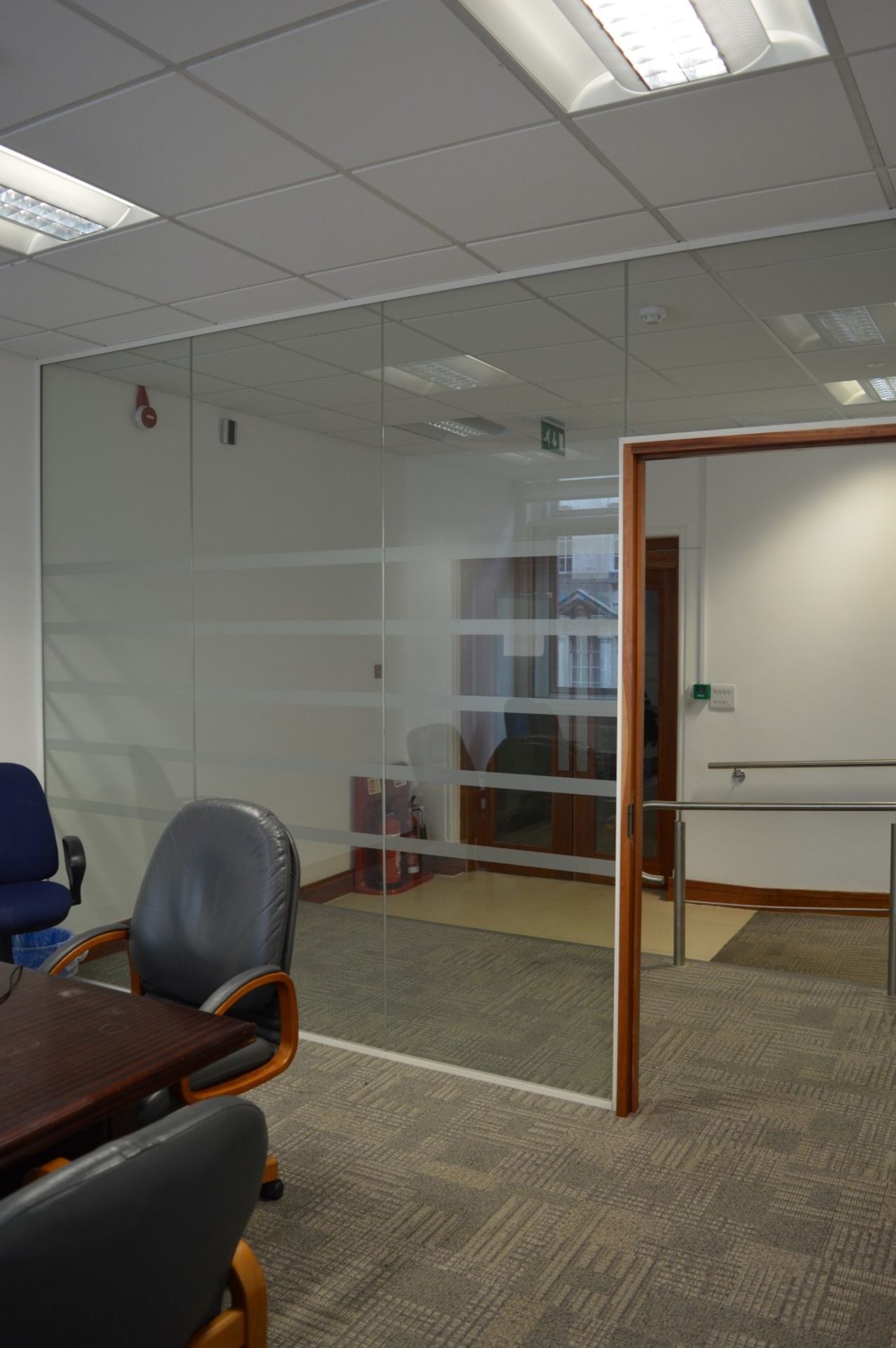 1 x Frameless Glass Partition Corner Office Run – Suitable For Upto Four Offices - Perfect For - Image 4 of 10