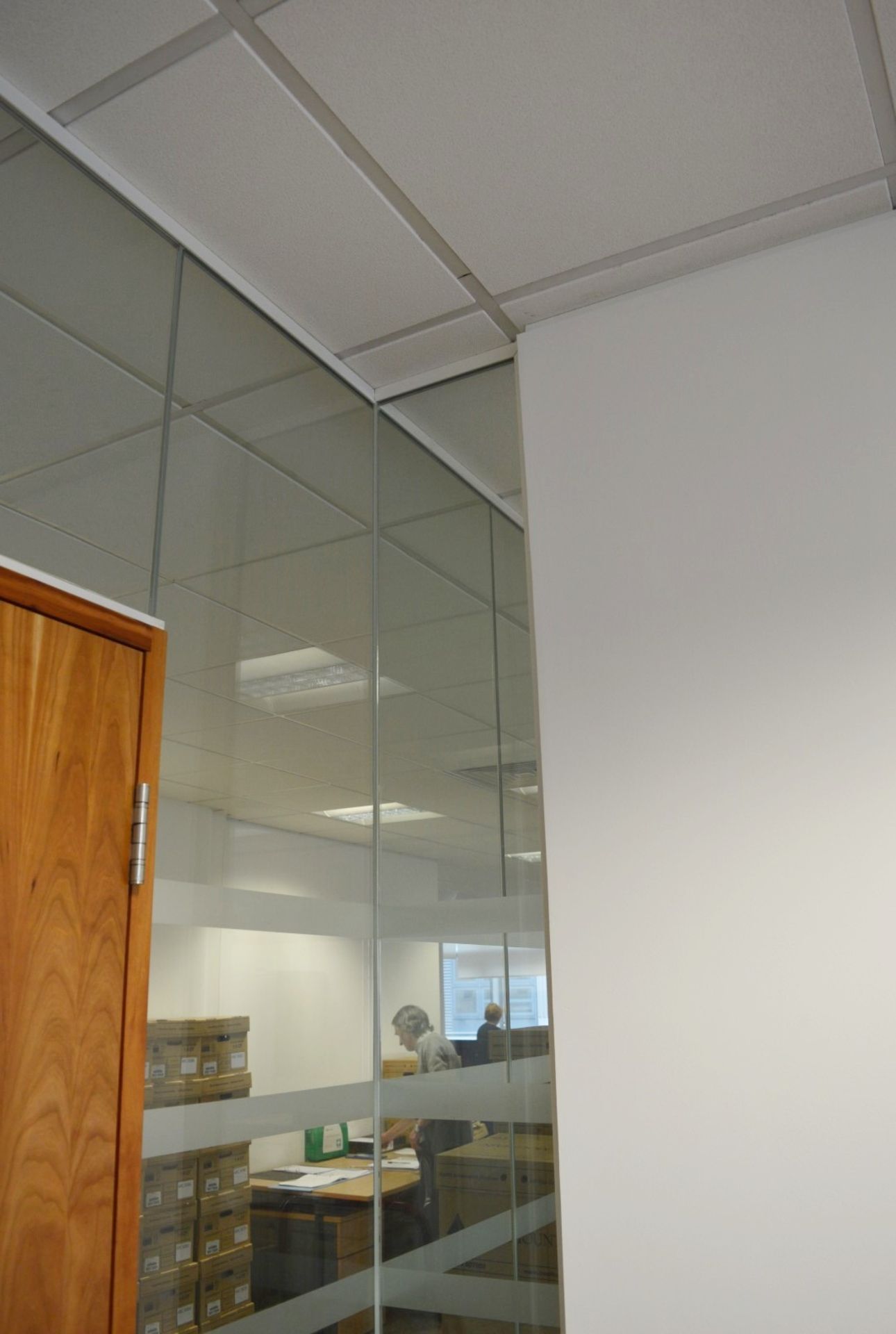 1 x Frameless Glass Partition Corner Office Run – Suitable For Upto Four Offices - Perfect For - Image 10 of 10