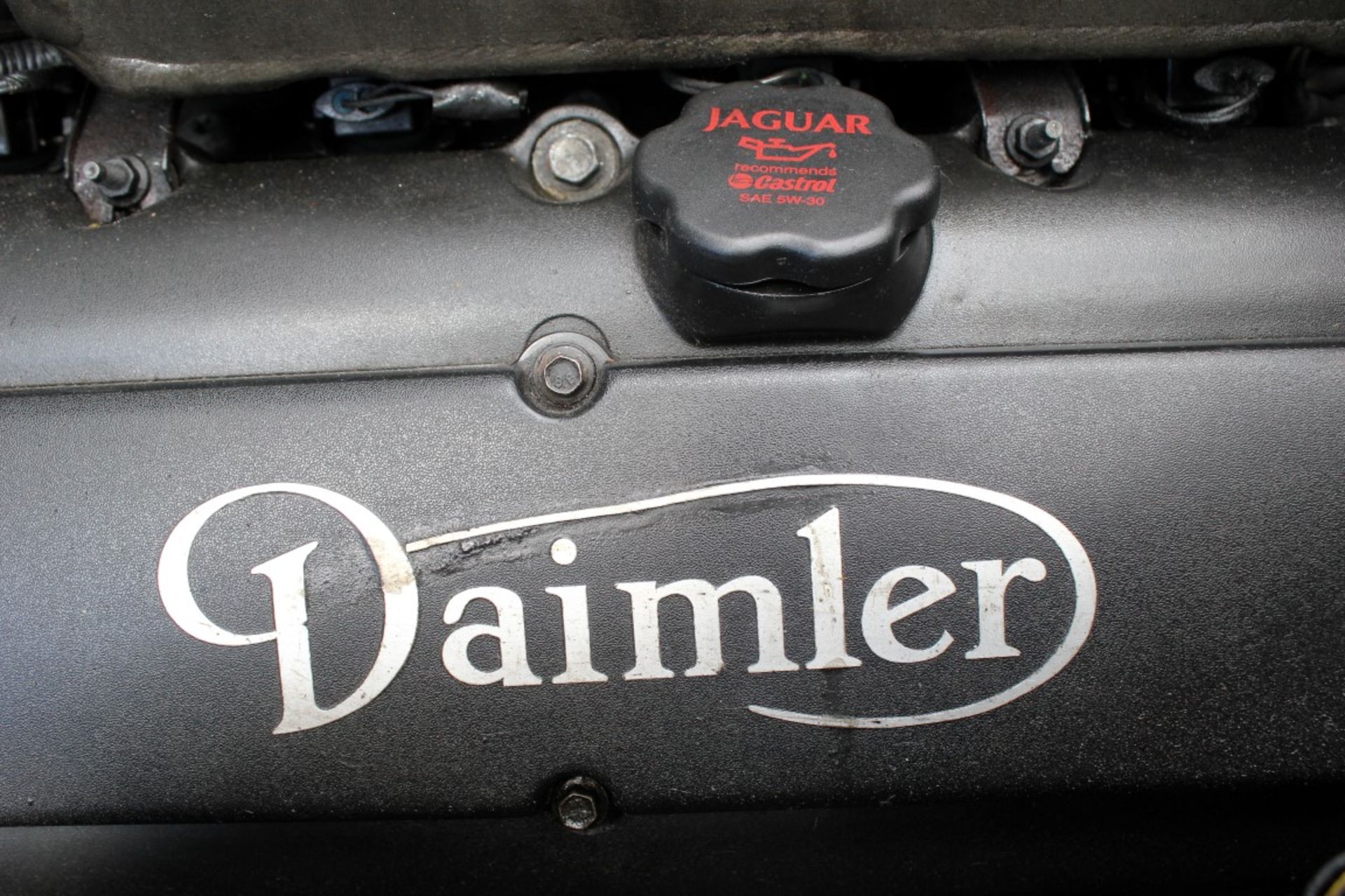 1 x Jaguar Daimler Super V8 Auto 4-Door Saloon - Year 2001 - Blue - Odometer Reading 122,520 - MOT - Image 22 of 77