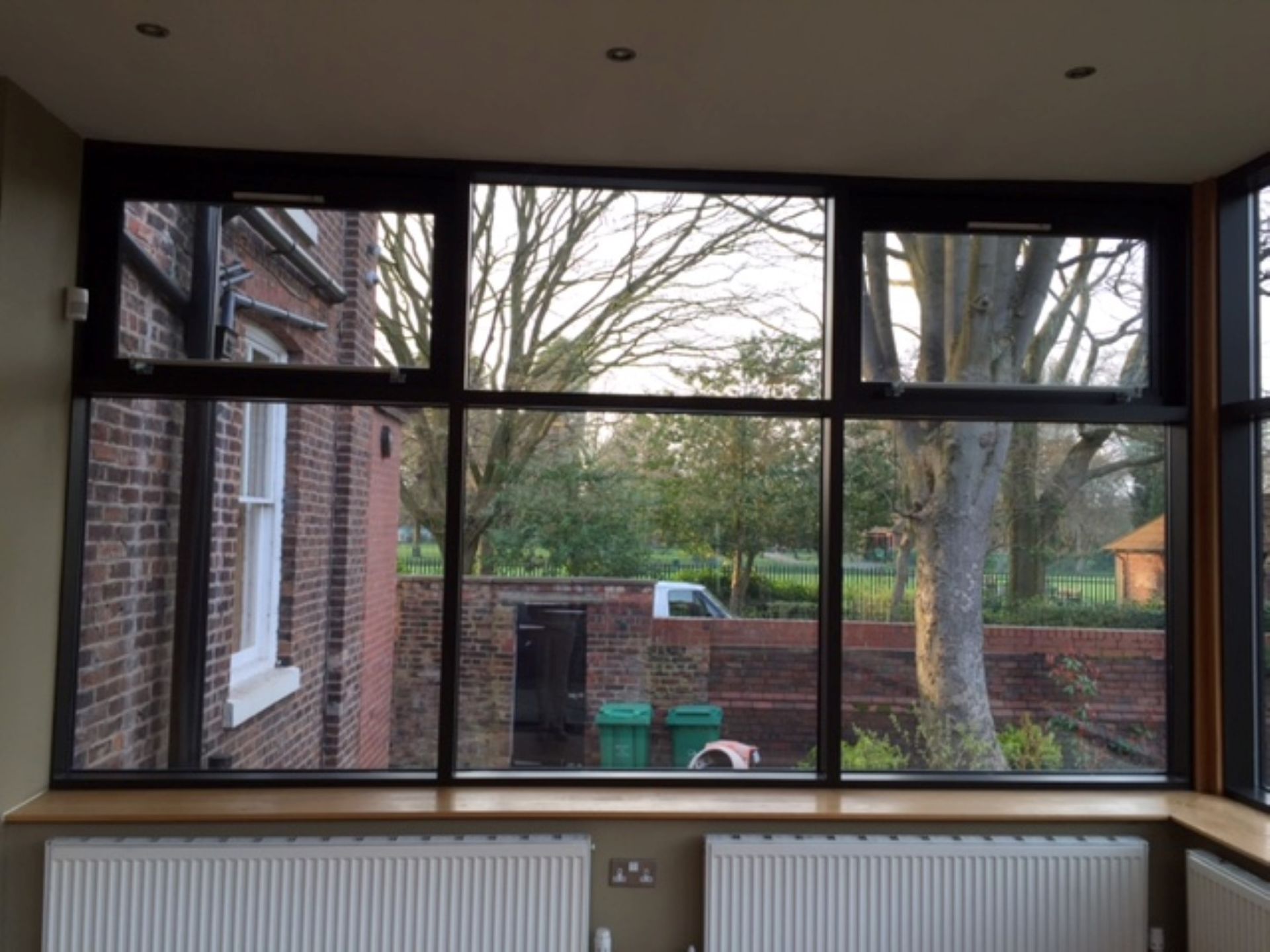 1 x Aluminium Framed Conservatory With Double Glazed Glass Panels - See Listing Details For - Image 3 of 3