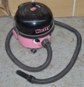 1 x Hetty Hoover - From The Henry Hoover Family - Pink - Working Order - With Hose - 240v -