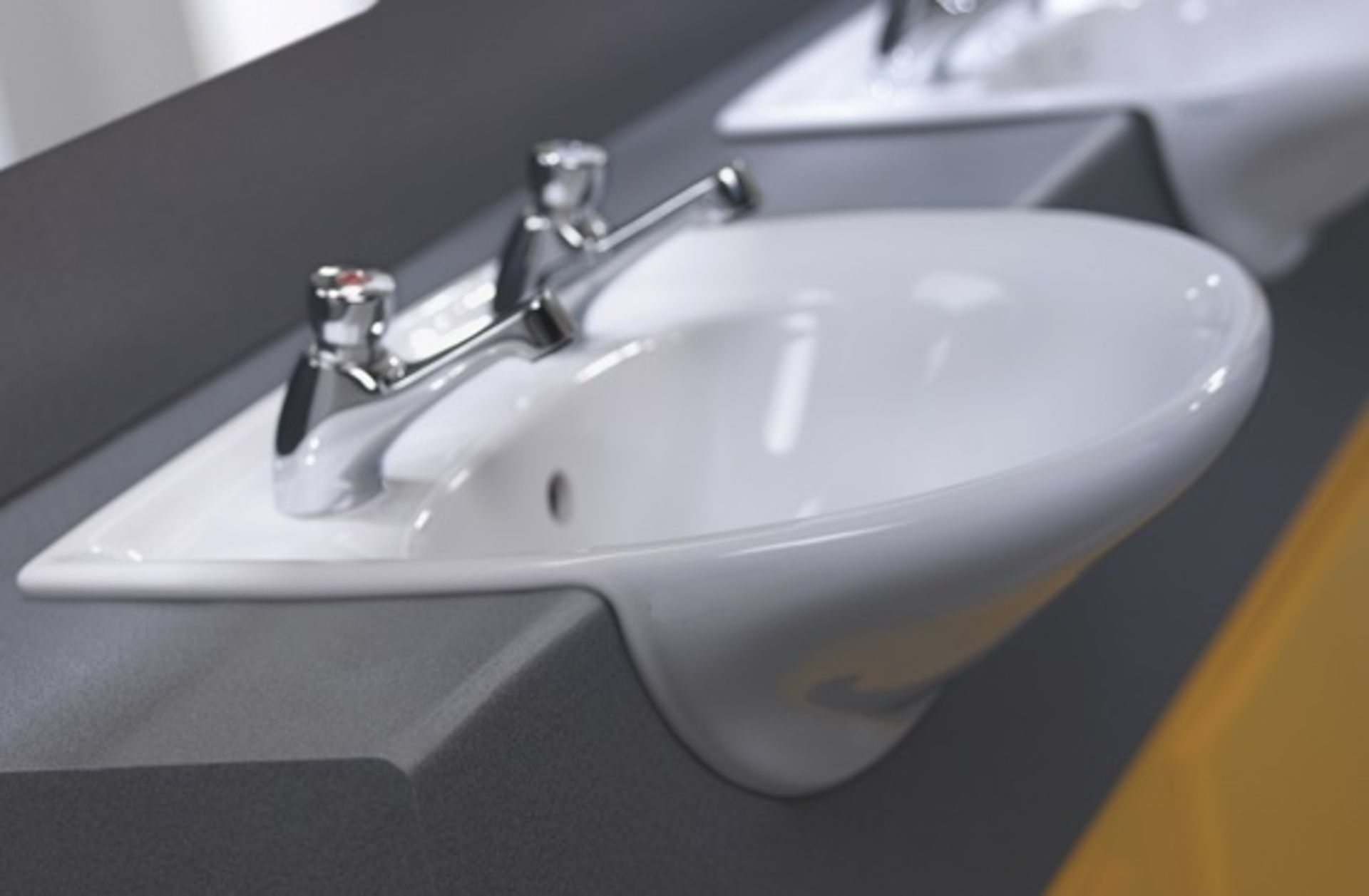 10 x Vogue Bathrooms ZOE Semi Reccessed Single Tap Hole 520mm SINK BASINS - Brand New and Boxed - - Image 2 of 2