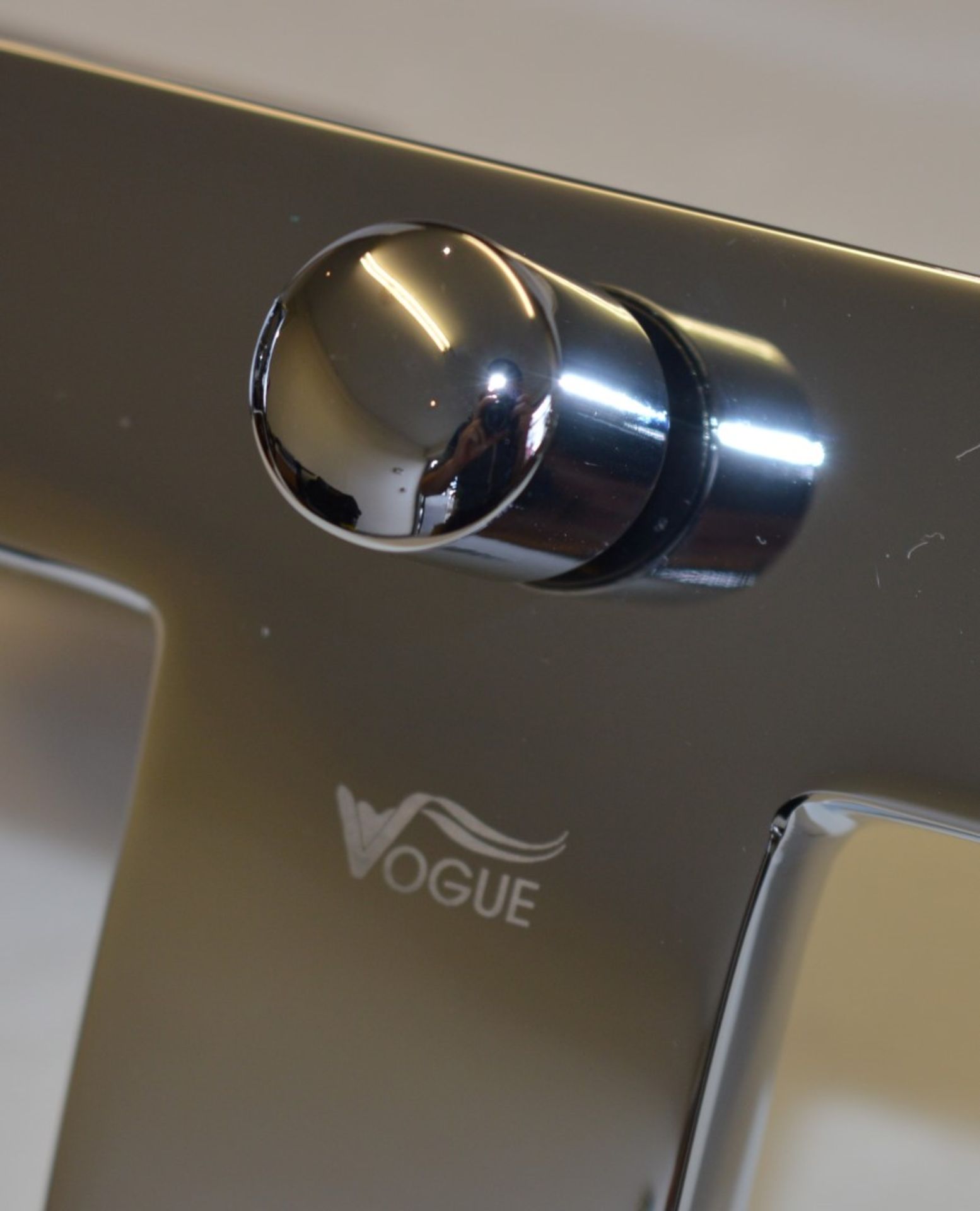 1 x Series 4 Bath Shower Mixer Spout Tap With Handset - Vogue Bathrooms Platinum Brassware - Image 9 of 13