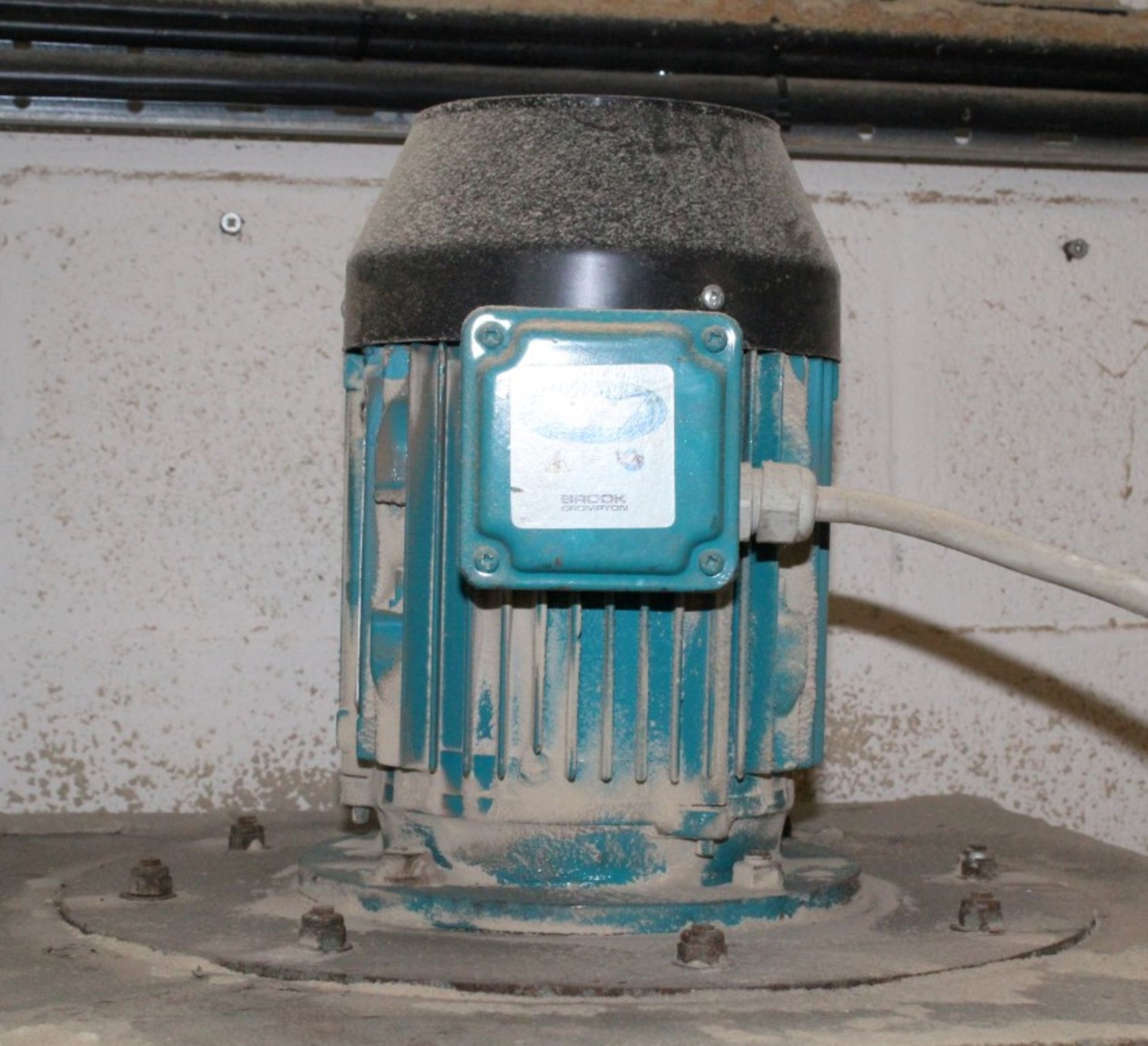 1 x Robinson EOT Roof Truss Saw - With 4x4 Inch Aluminium Backfence, Dust Extractor and Approx 45 - Image 13 of 17