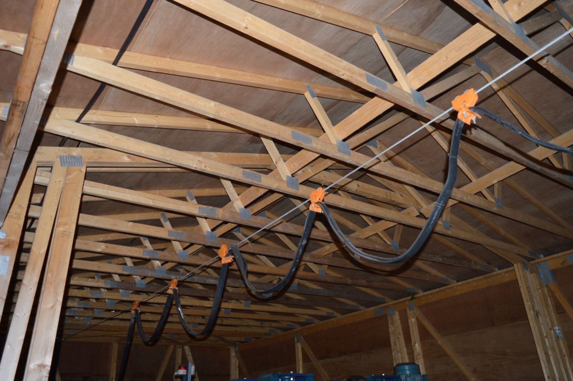 1 x Large Purpose Built Canopy Shed - Super Chord Purlin Construction With OSB Felted Roof - - Image 2 of 9