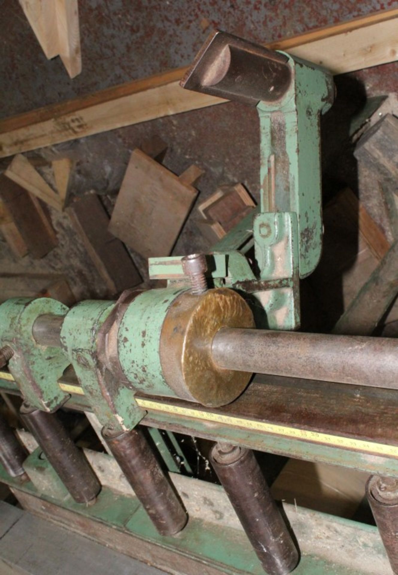 1 x Robinson EOT Roof Truss Saw - With 4x4 Inch Aluminium Backfence, Dust Extractor and Approx 45 - Image 16 of 17