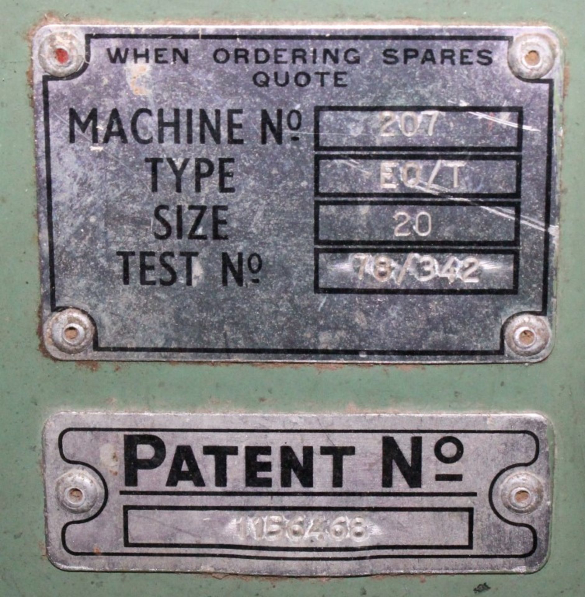 1 x Robinson EOT Roof Truss Saw - With 4x4 Inch Aluminium Backfence, Dust Extractor and Approx 45 - Image 7 of 17