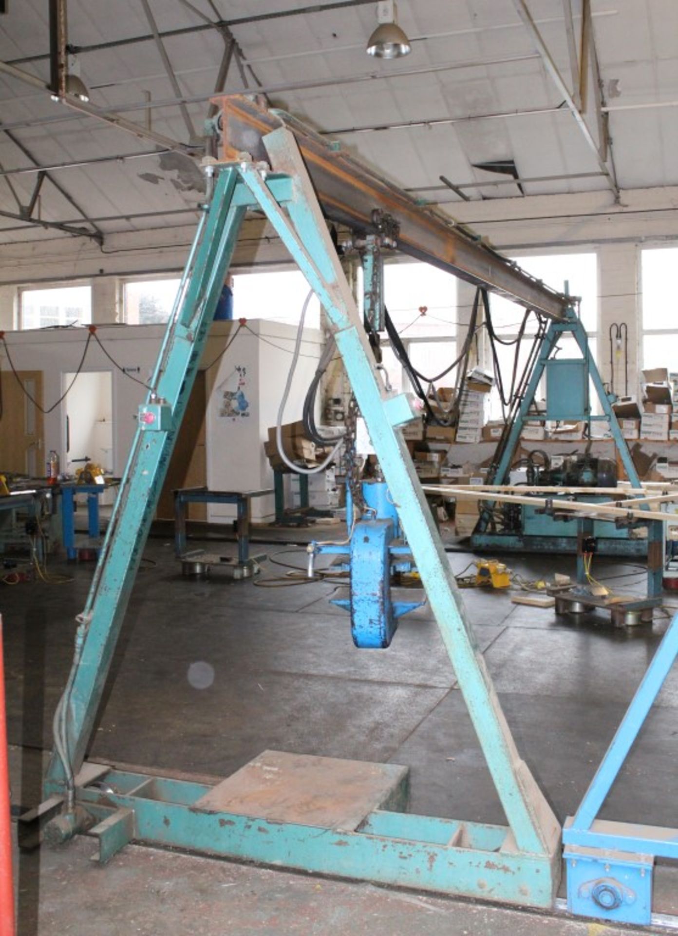 1 x Roof Trus Fabrication Press With Press Head - 3 Phase - Length 700cm Height 252cm - Working