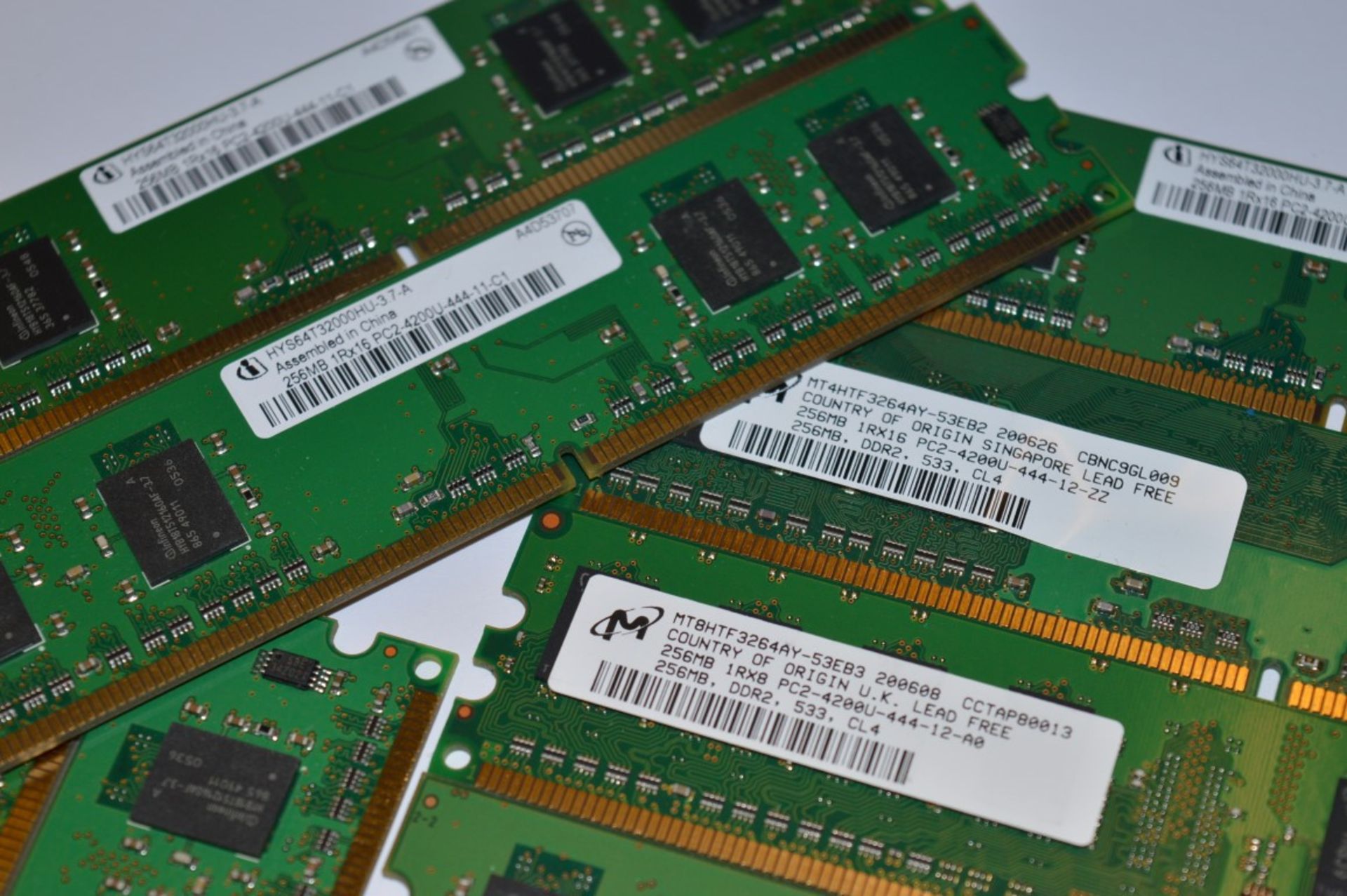 18 x Computer Memory Sticks - 256mb DDR2 - Various Brands - Ref IT010 - CL106 - Location: Altrincham - Bild 2 aus 5