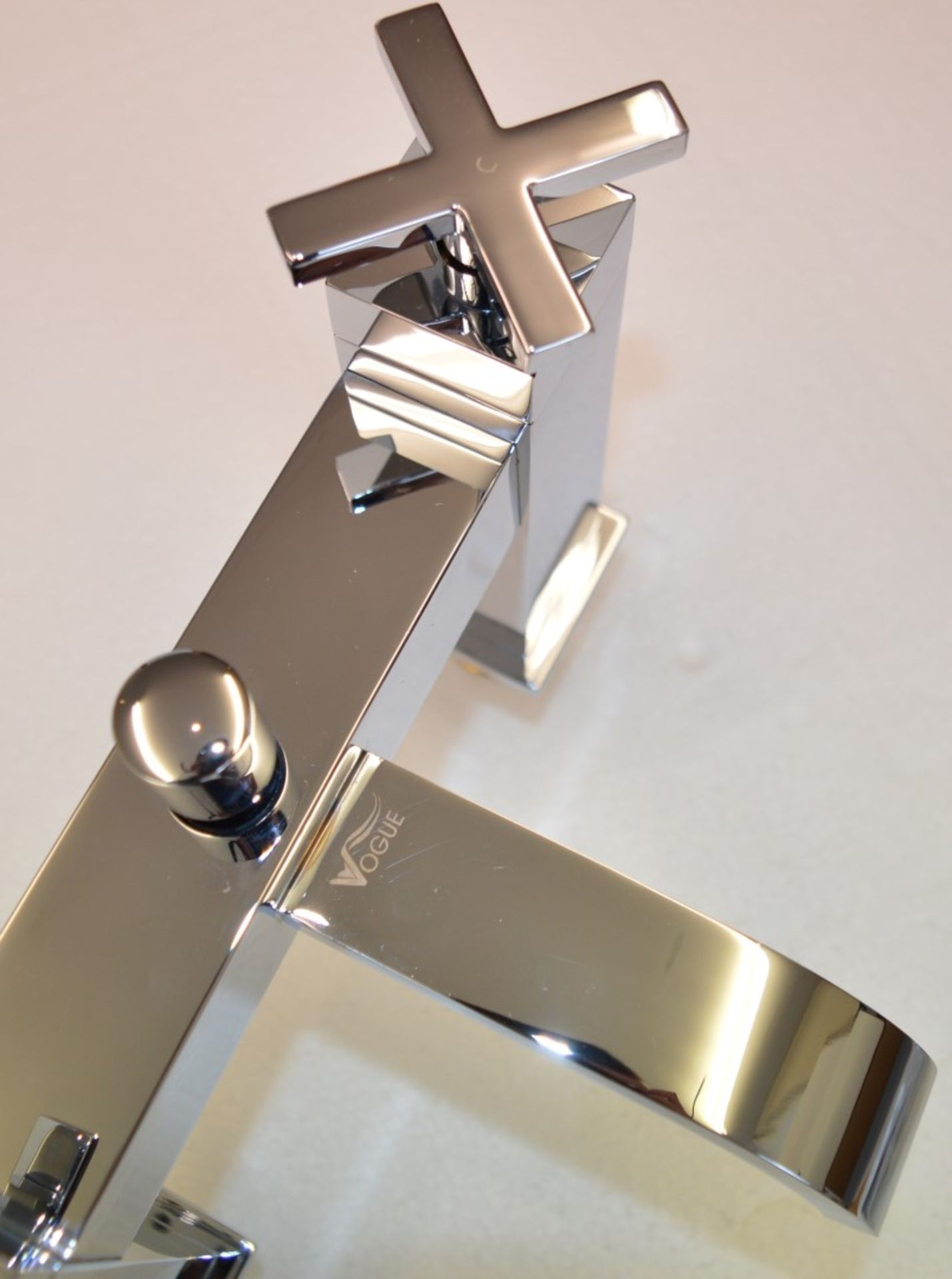 1 x Series 6 Bath Shower Mixer Tap With Crosshead Taps and Shower Handset - Vogue Bathrooms Platinum - Bild 11 aus 11