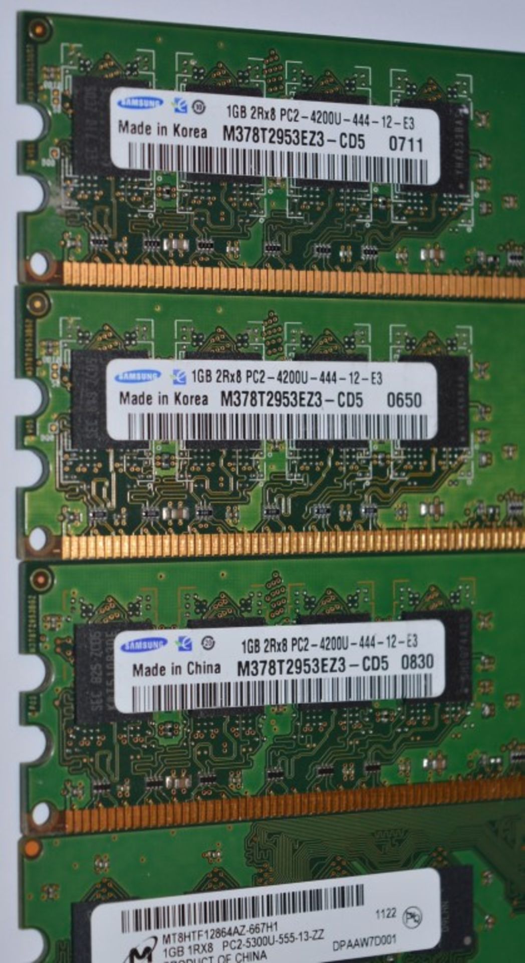 12 x Computer Memory Sticks - 1gb DDR2 - Various Brands - Samsung, Crucialm Mr Memory - CL106 - - Image 4 of 5