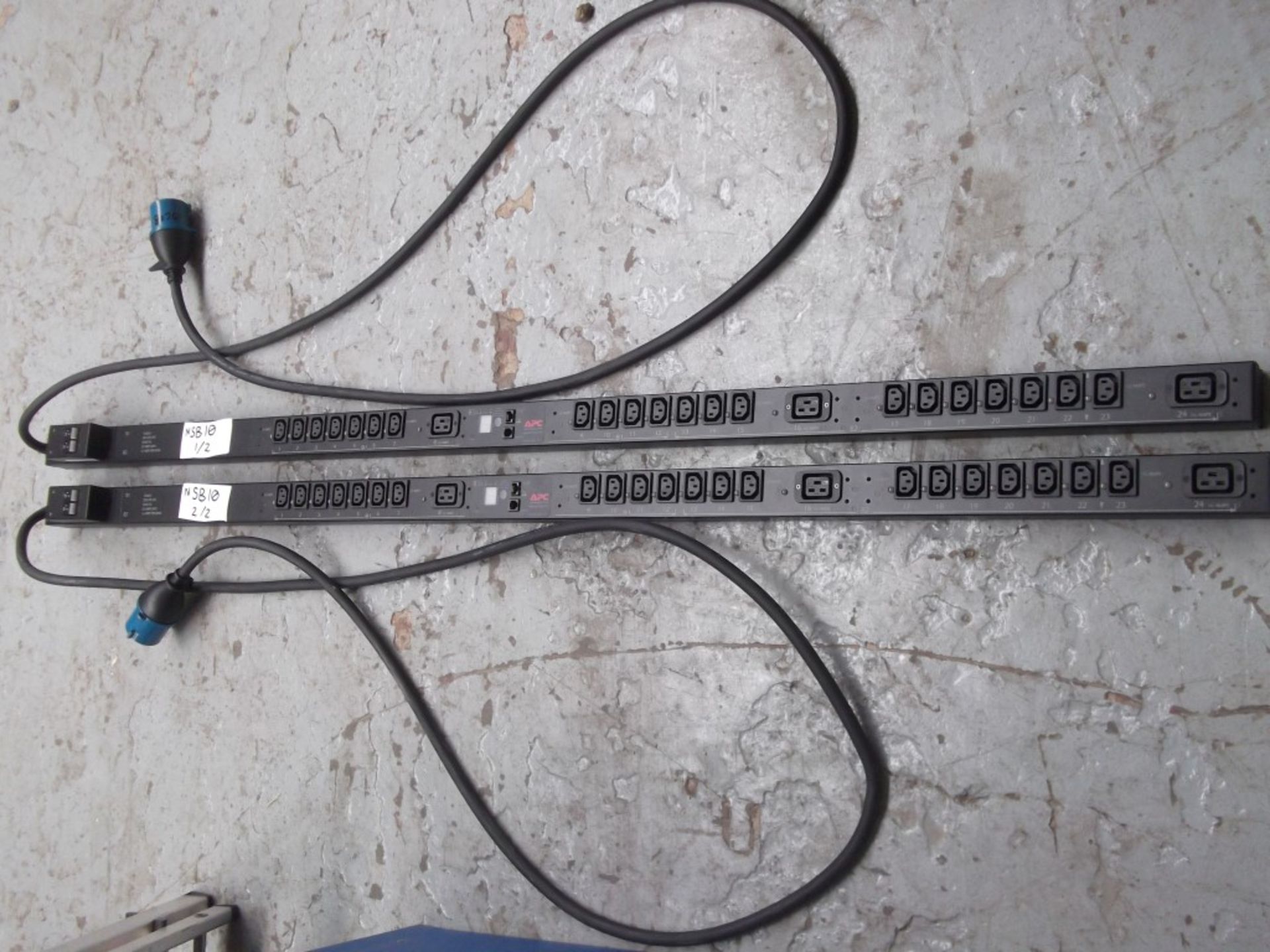 2 x APC Switched Rack PDU - Model AP7953 - Zero U, 32A, 230V, (21)C13 & (3)C19 - Features 24 - Image 2 of 8