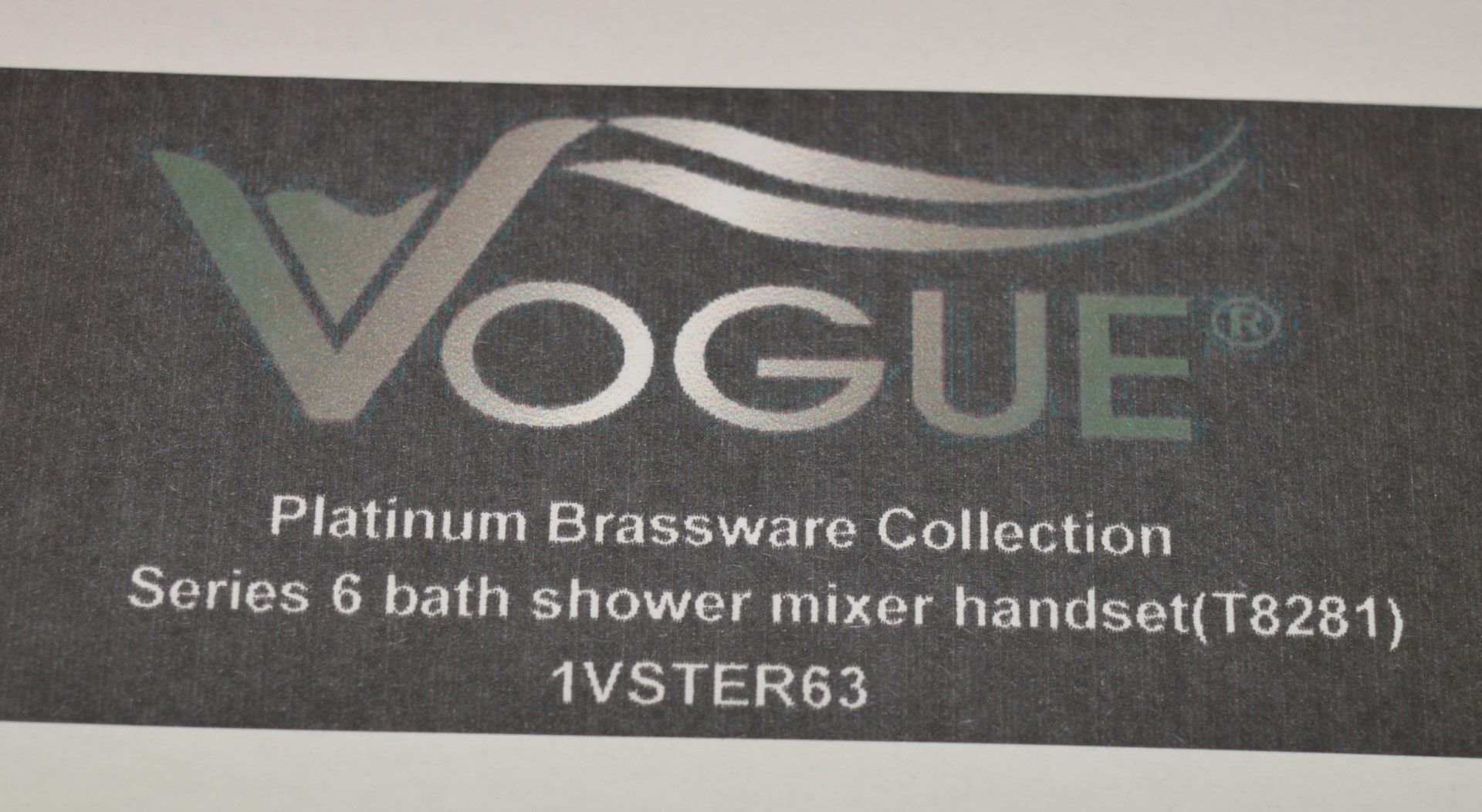 1 x Series 6 Bath Shower Mixer Tap With Crosshead Taps and Shower Handset - Vogue Bathrooms Platinum - Bild 5 aus 11