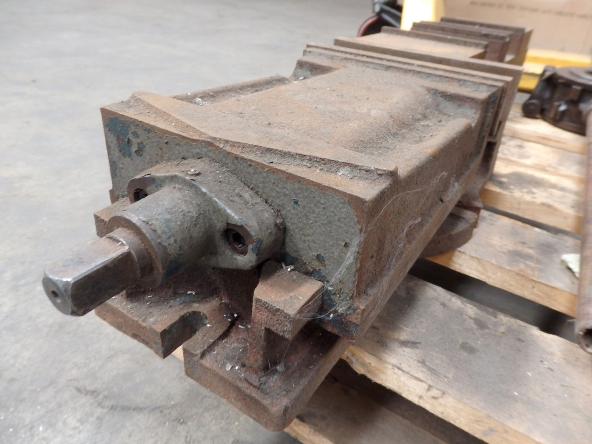 Large Machine Vice Length 50cm x Width 20cm x Height 14cm - Image 2 of 6