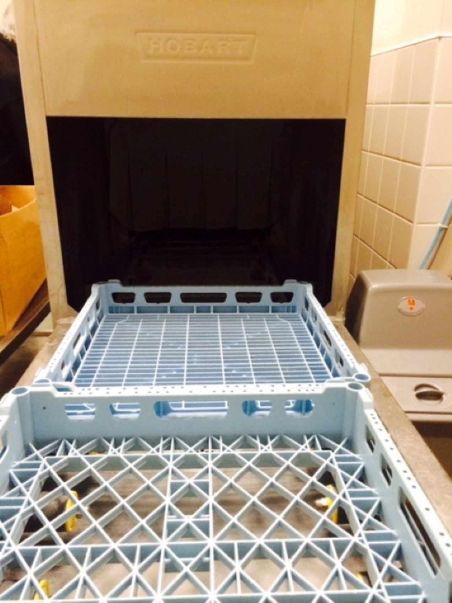 1 x Hobart Rack Conveyor Dishwasher - Stainless Steel Commercial Kitchen Equipment - With Pot