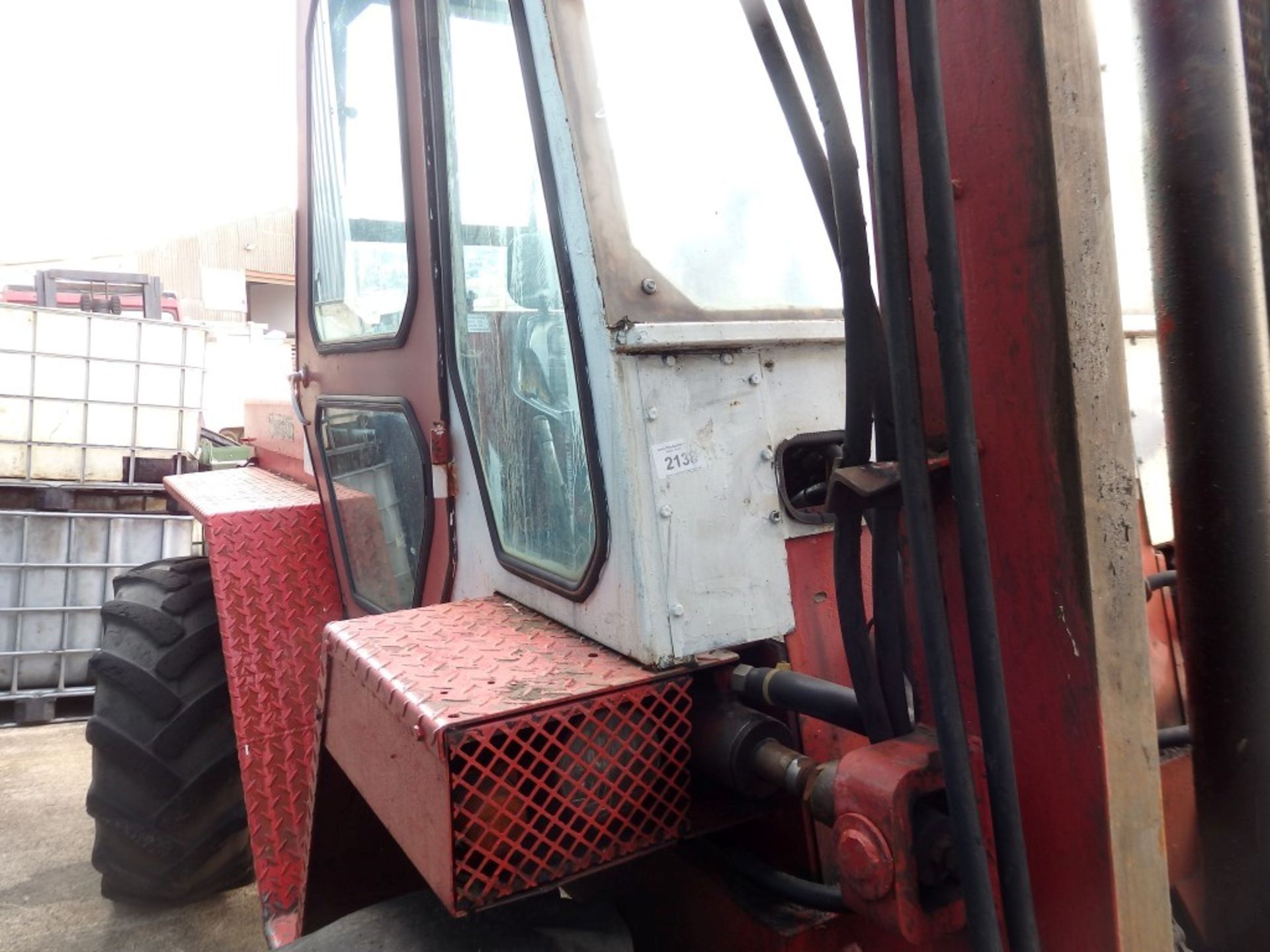 1 x Manitou Heavy Duty Rough Terrain Diesel Forklift Truck - 4444hrs - Exhaust Requires - Image 19 of 30