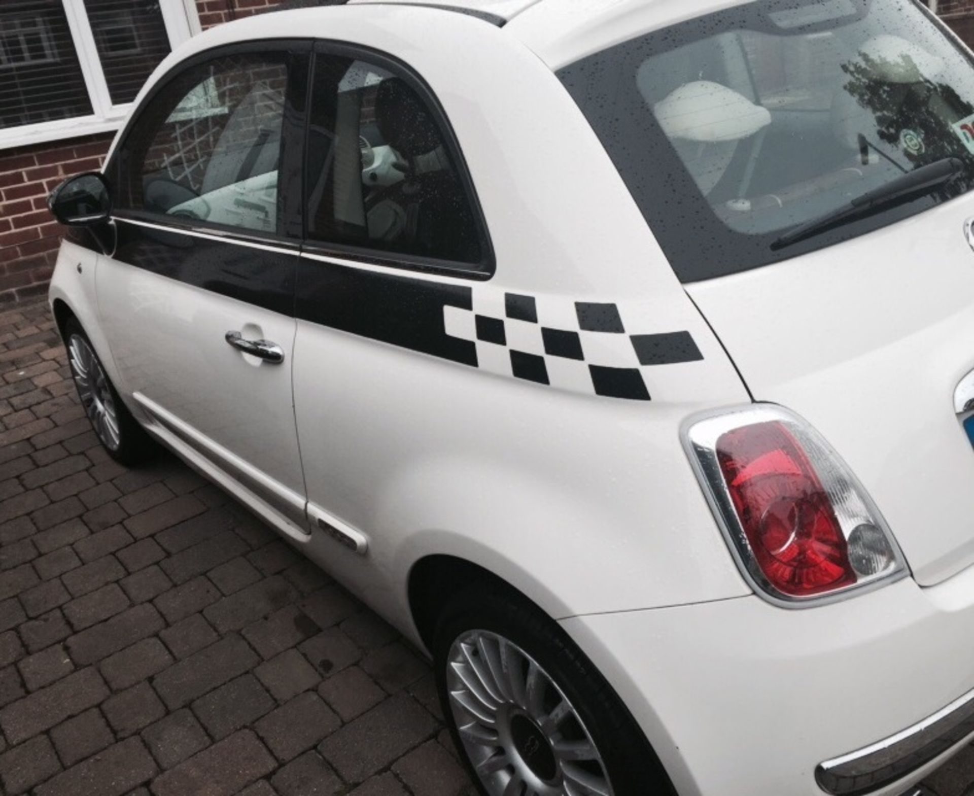 58 Plate Fiat 500 Lounge 3 Door Hatchback - White - Features Premium Extras - NO VAT on the Hammer - - Image 19 of 33