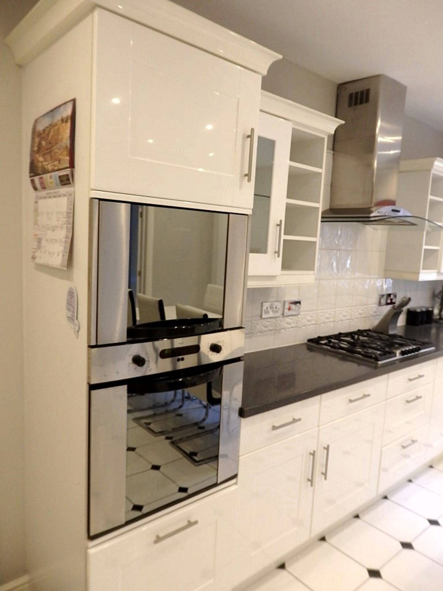 1 x White High Gloss kitchen With Neff Integrated Dishwasher, 5 Ring Stainless Steel Hob, and - Image 7 of 20