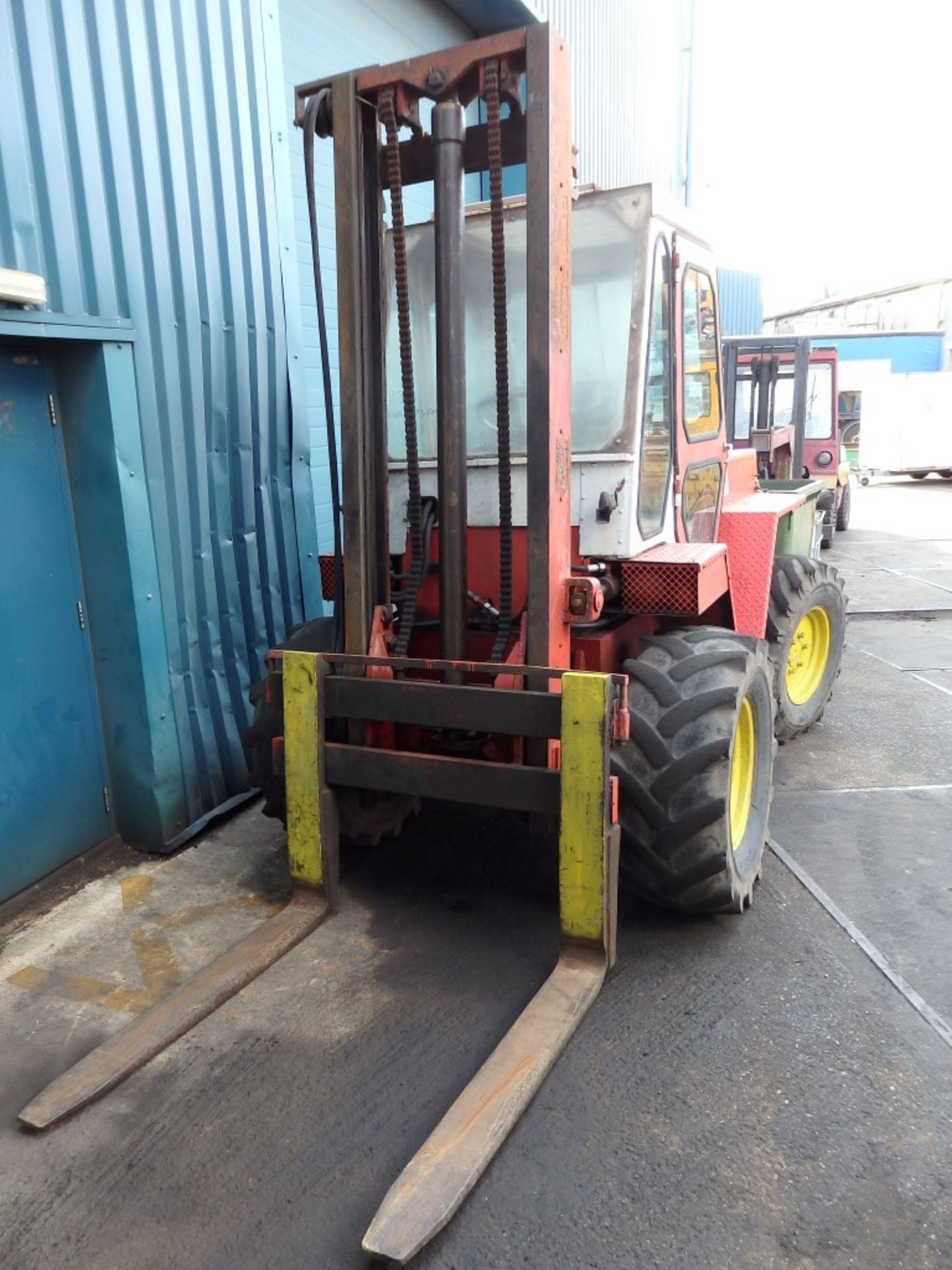 1 x Manitou Heavy Duty Rough Terrain Diesel Forklift Truck - 4444hrs - Exhaust Requires