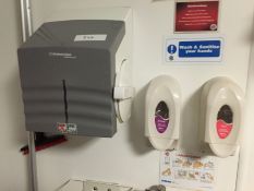 1 x Lot of Kimberley Clark Towel wall dispenser Dispenser and 2 x Hand Rub dispensers - ref 247 -