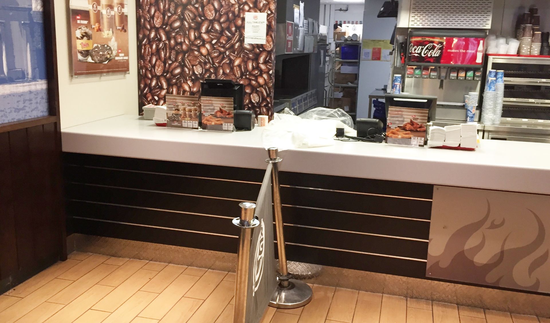 1 x Large Retail Counter Suitable For Fast Food Business or Retail Shop - Excellent Condition - - Image 3 of 10