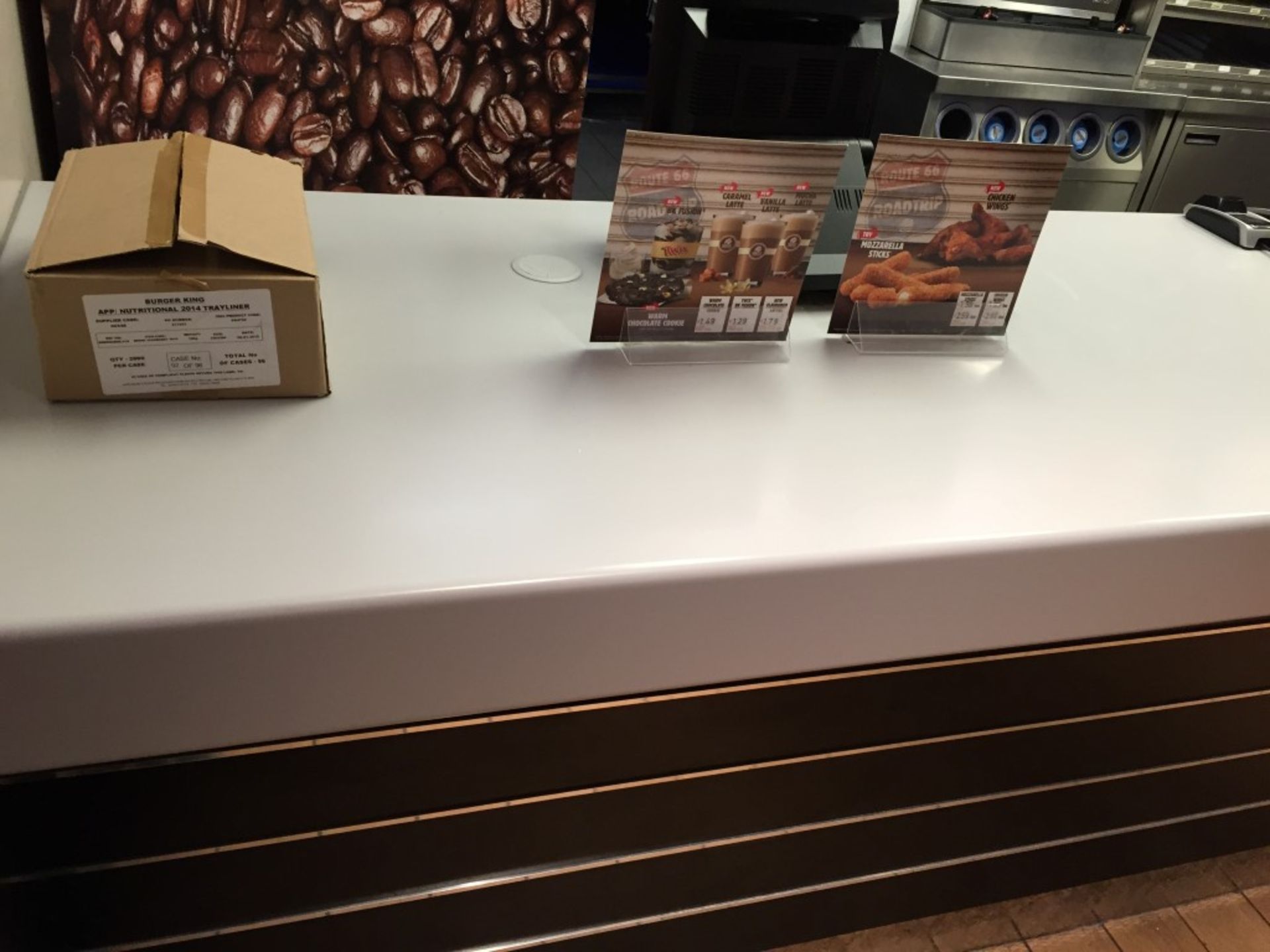 1 x Large Retail Counter Suitable For Fast Food Business or Retail Shop - Excellent Condition - - Image 7 of 10