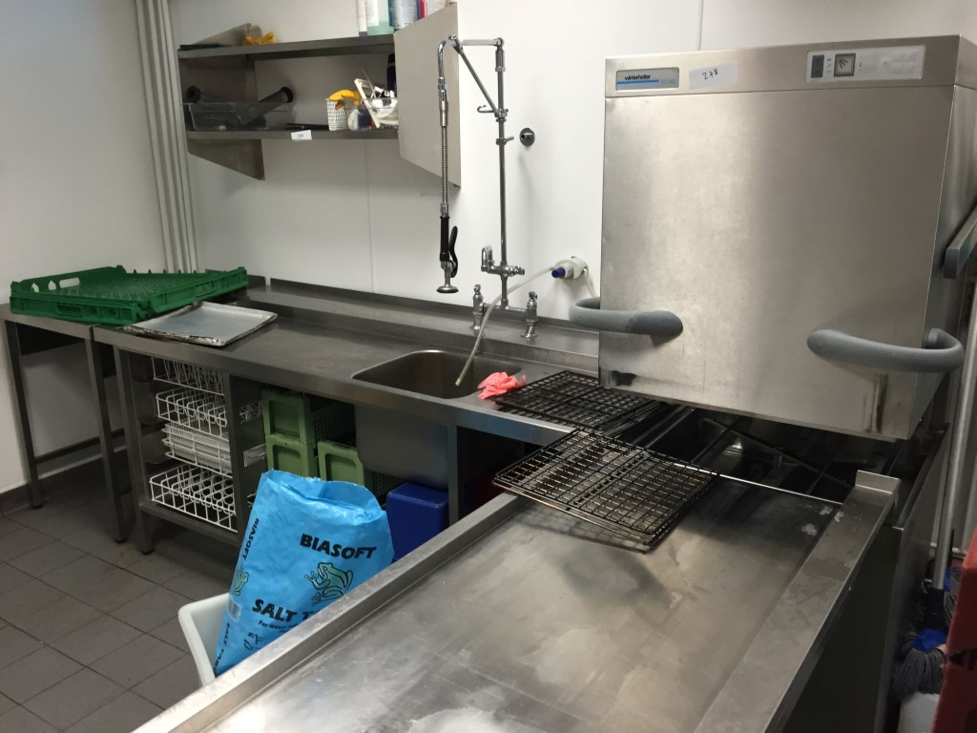 1 x Winterhalter GS502 Commercial Pass Through Dishwasher Station - Includes Stainless Steel Sink - Image 4 of 10