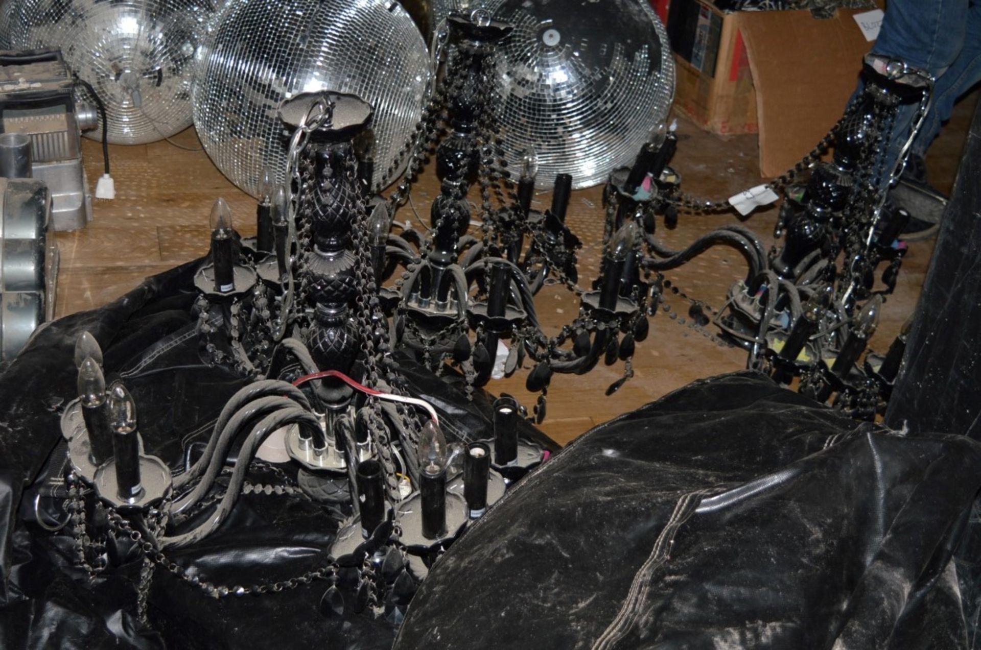 Set of THREE Matching CHANDALIERS Black Gothic Design - CL090 - Ref FBA BL133 - Location: - Image 2 of 8
