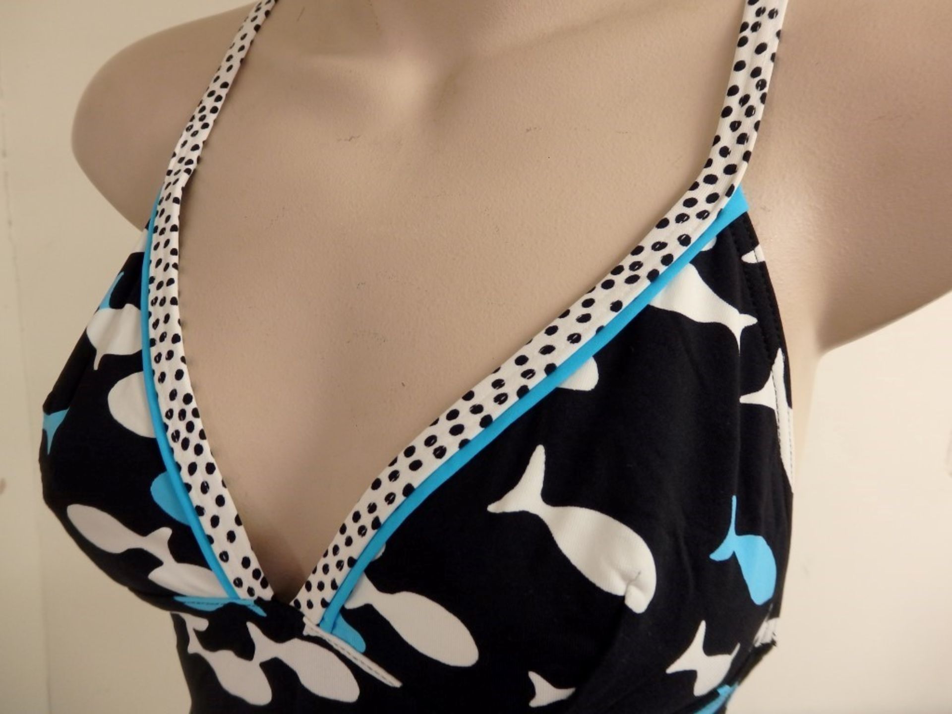 1 x Rasurel - Navy/White/Sky - Piranha Swimsuit - B20431 - Size 2 - UK 32 - Fr 85 - EU/Int 70 - Ref: - Image 3 of 17