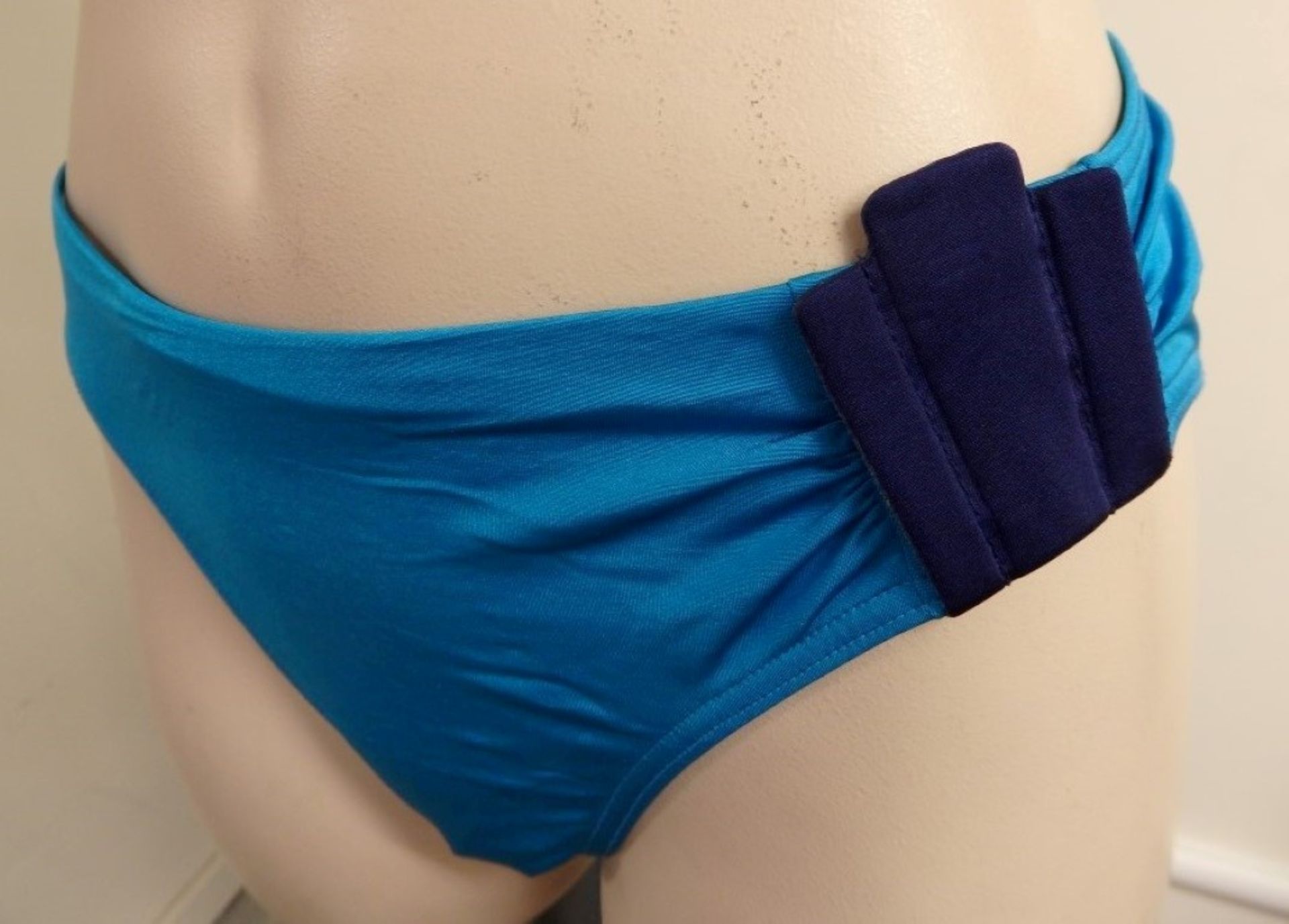 1 x Rasurel - Turquoise/Navy trim - Sorrento Push up Bikini - R20345 - Size 2C - UK 32 - Fr 85 - - Image 3 of 6