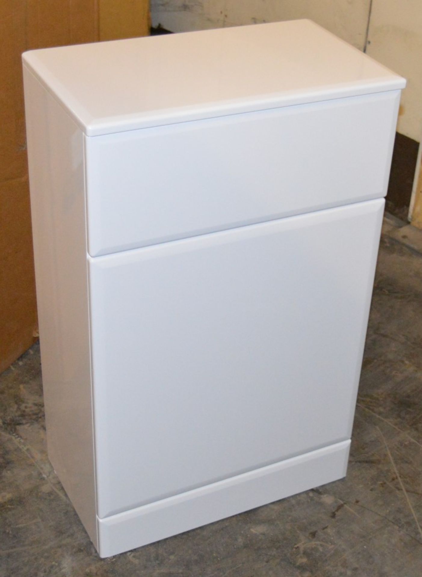 10 x Venizia BTW Toilet Pan Units in Gloss White With Concealed Cisterns - 500mm Width - Includes