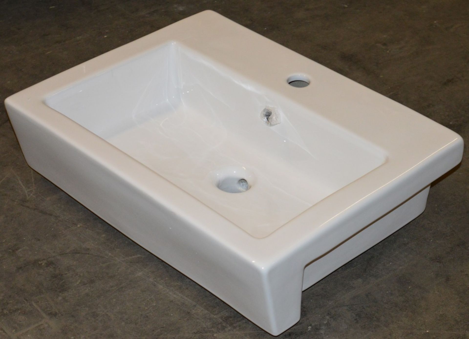 1 x Vogue Bathrooms ZEN Single Tap Hole SEMI RECESSED SINK BASIN - 550mm Width - Brand New Boxed - Image 4 of 5