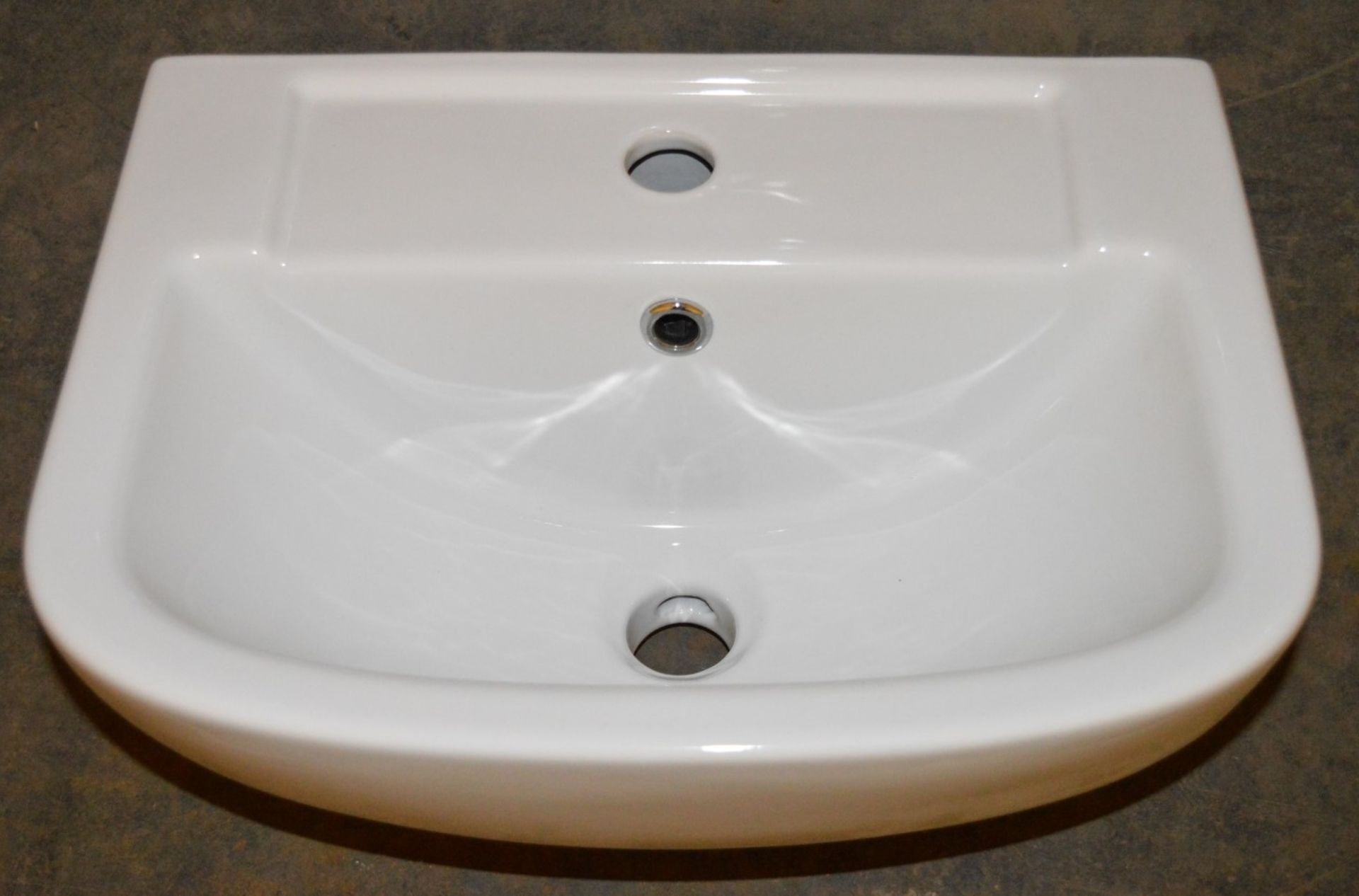 20 x Vogue Bathrooms ZERO Two Tap Hole WALL HUNG SINK BASINS - 450mm Width - Brand New Boxed Stock -