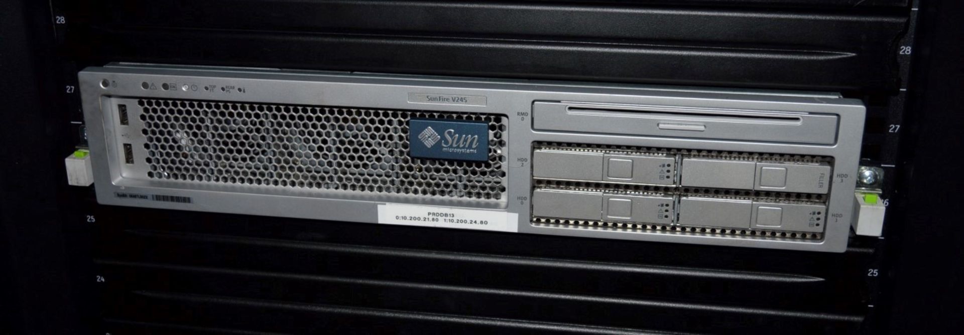 1 x APC Netshelter Server Rack With Sunfire Server Systems Including X4100 (8gb Two CPU), X4200 (8gb - Image 13 of 18