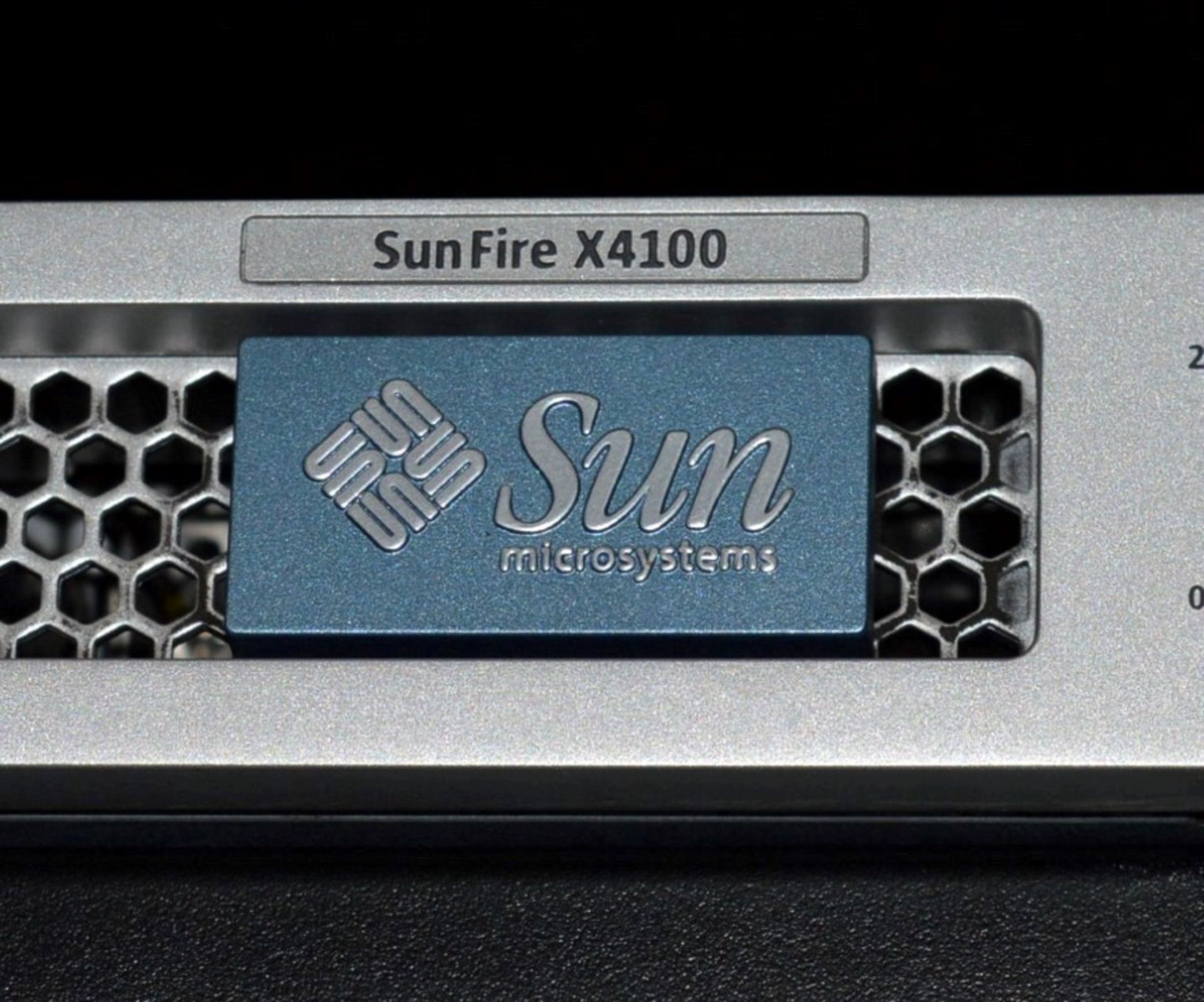 1 x APC Netshelter Server Rack With Sunfire Server Systems Including X4100 (8gb Two CPU), X4200 (8gb - Image 2 of 18