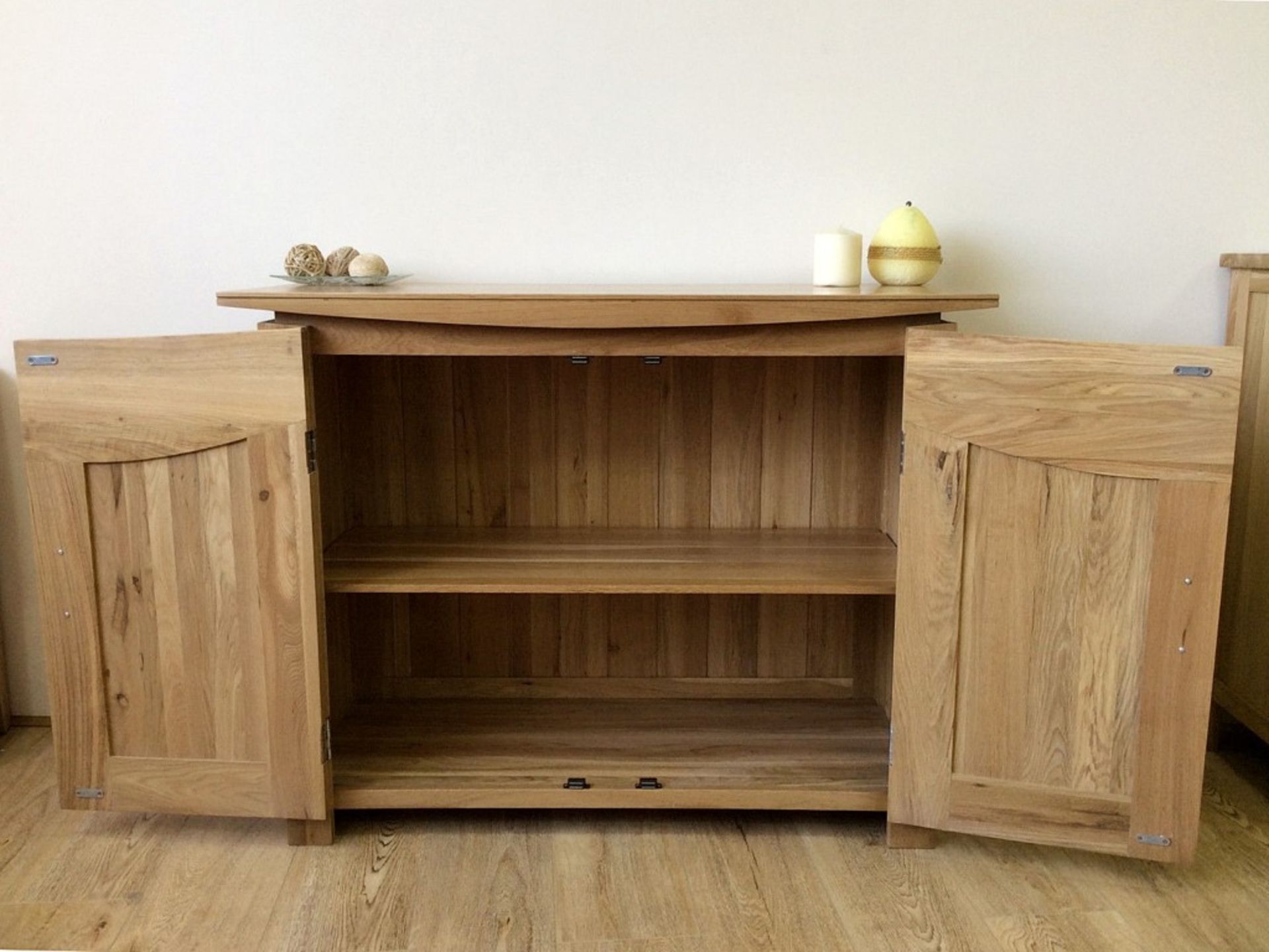 1 x Matlock Solid Oak 2 Door Sideboard - MADE FROM 100% SOLID OAK - CL112 - New, Ready Built & Boxed - Image 2 of 2