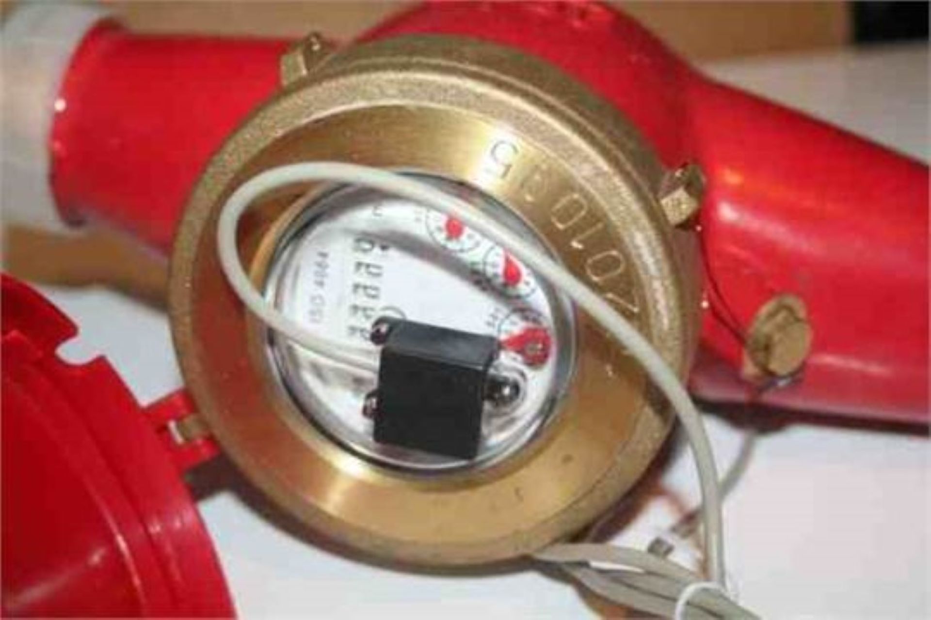 1 x Multi-Jet Dry Type Vane Wheel Hot Water Meters (90°C Max) complete with Pulse Output As Standard - Image 4 of 4