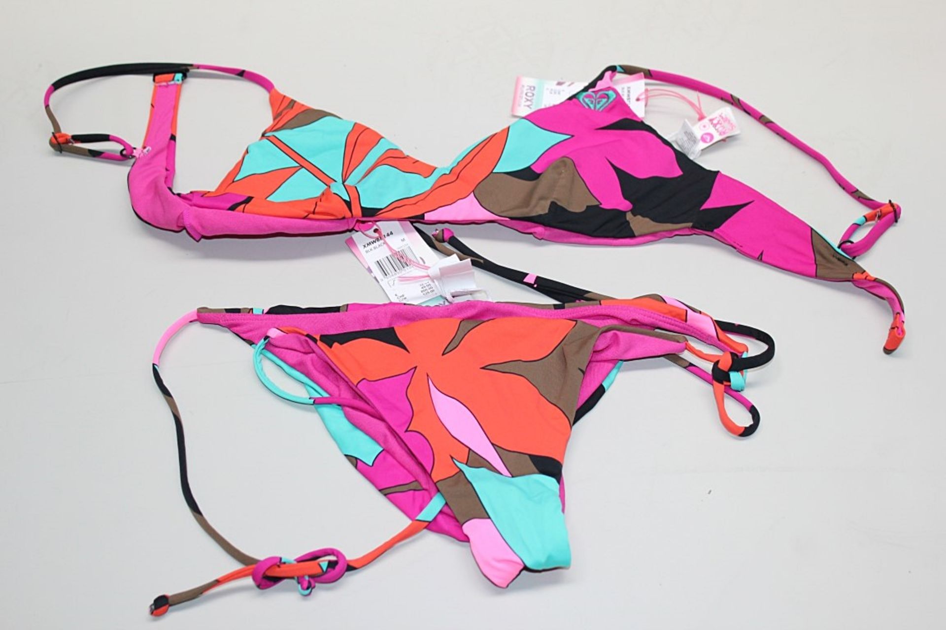 60 x Assorted ROXY Bikini Tops & Bottoms - Various Colours & Styles - Sizes Range From Small To - Image 3 of 4