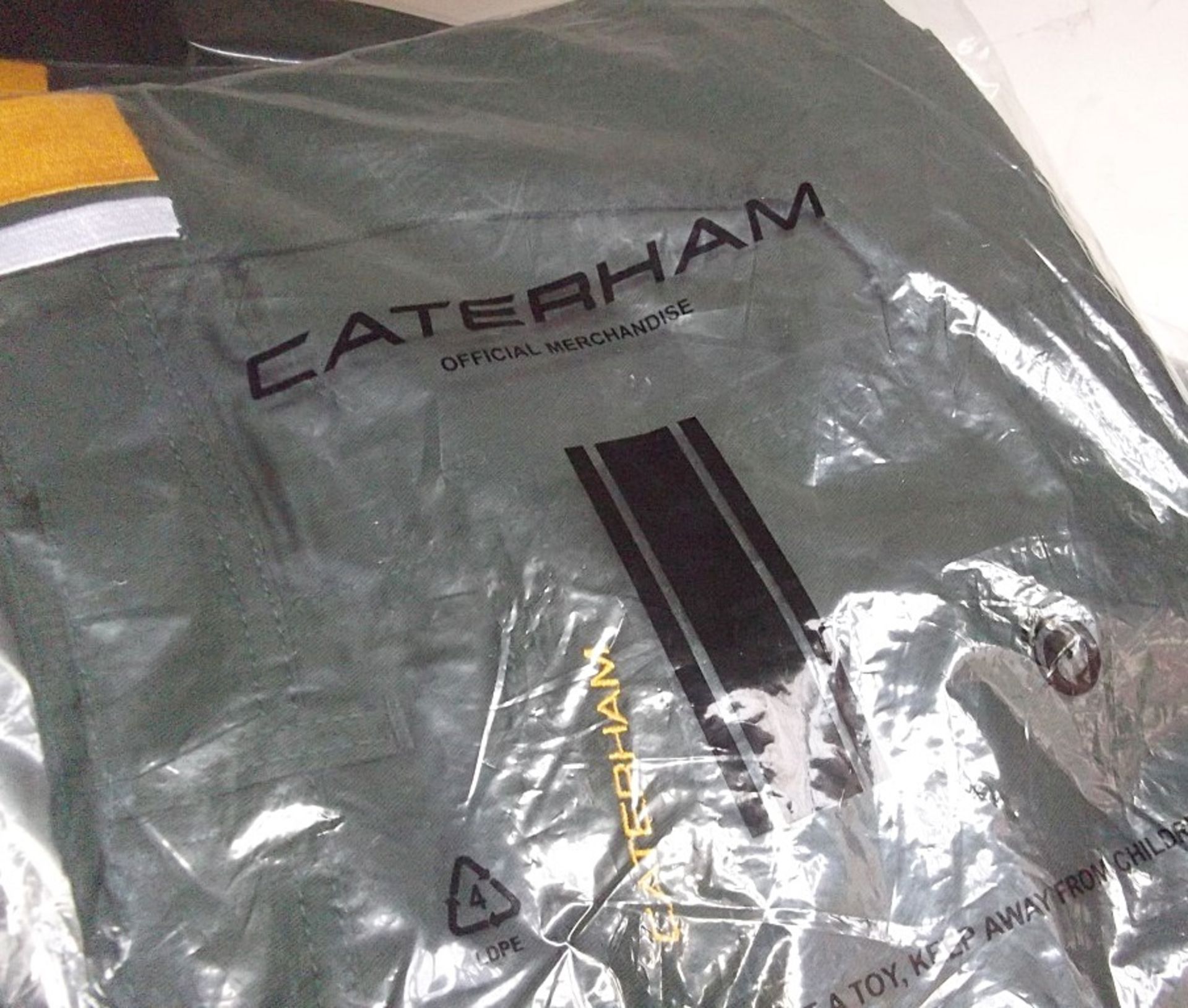 10 x Pairs Of Caterham F1 Pit Crew Shorts - Mostly 34 Waist - Ideal Casual / Work Wear - BRAND NEW & - Image 2 of 3